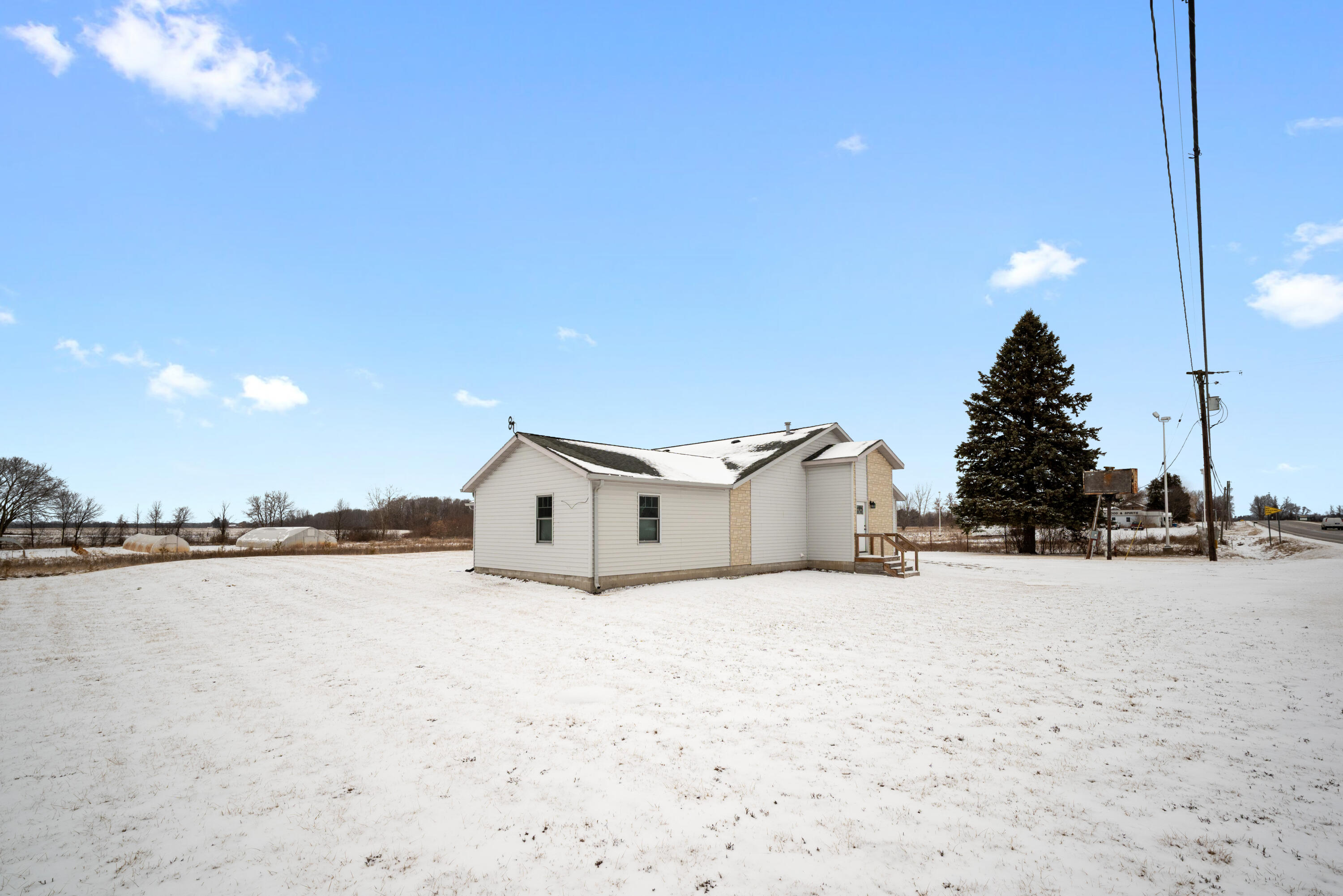 6163 N Meridian Road, Hope, MI 48628 — photo 2