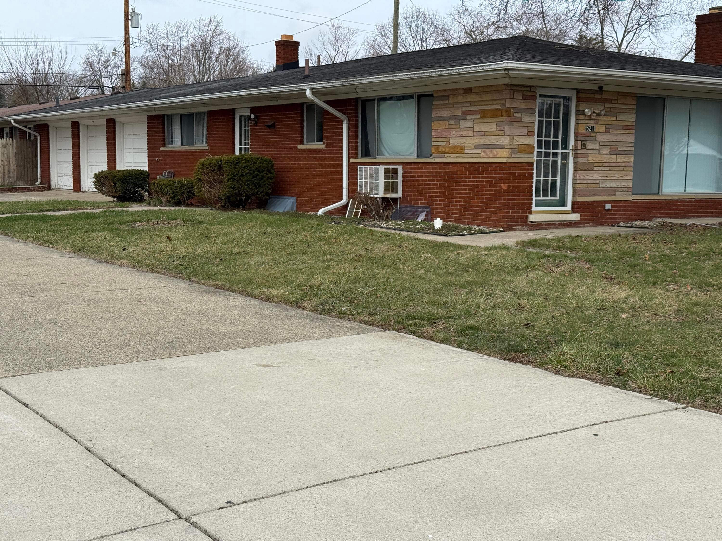 521 N Harris Road — photo