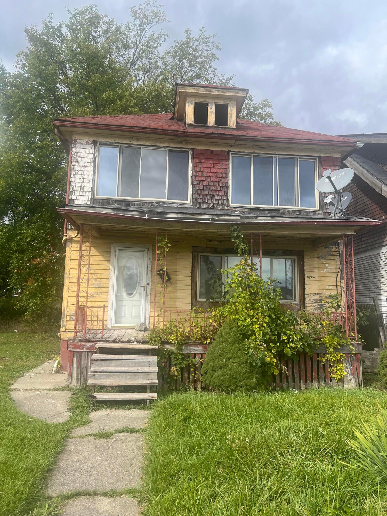 190 Midland Street — photo