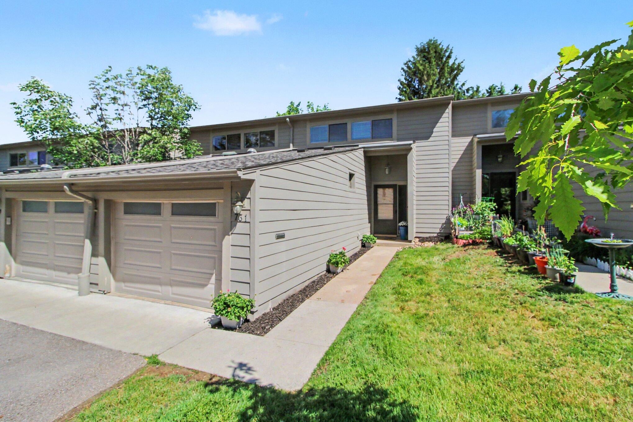 731 Skynob Drive — photo