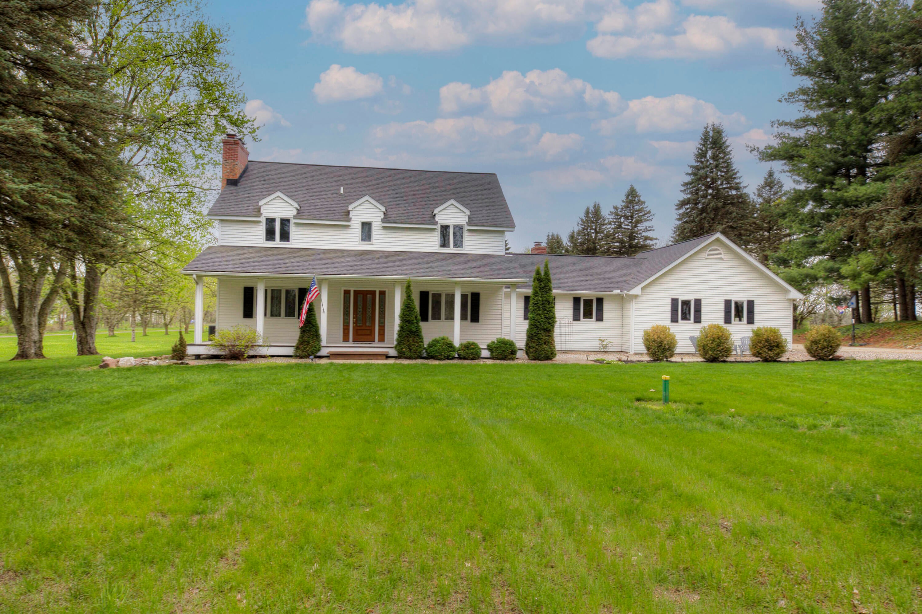 6121 Saline Waterworks Road — photo
