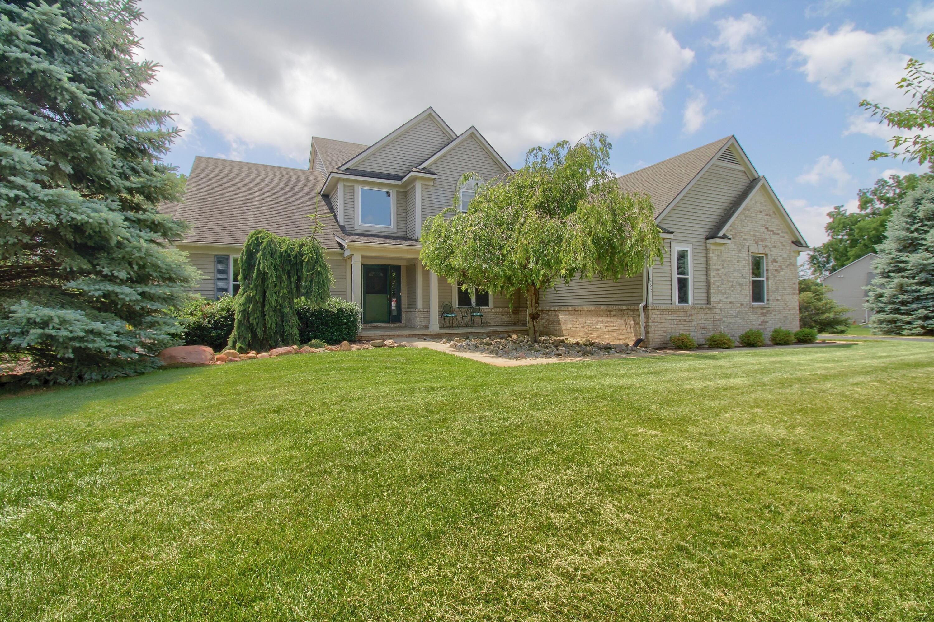 6833 N Meadows Pass — photo