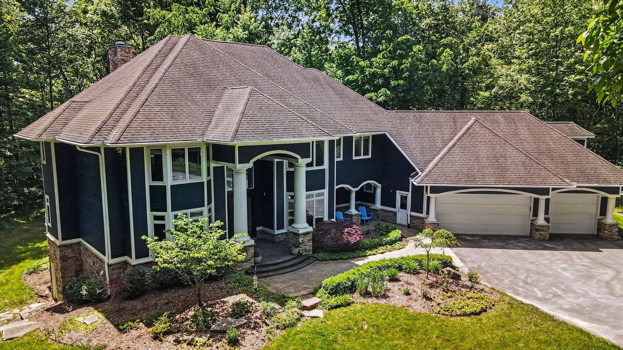 6311 Cobblestone Lane — photo