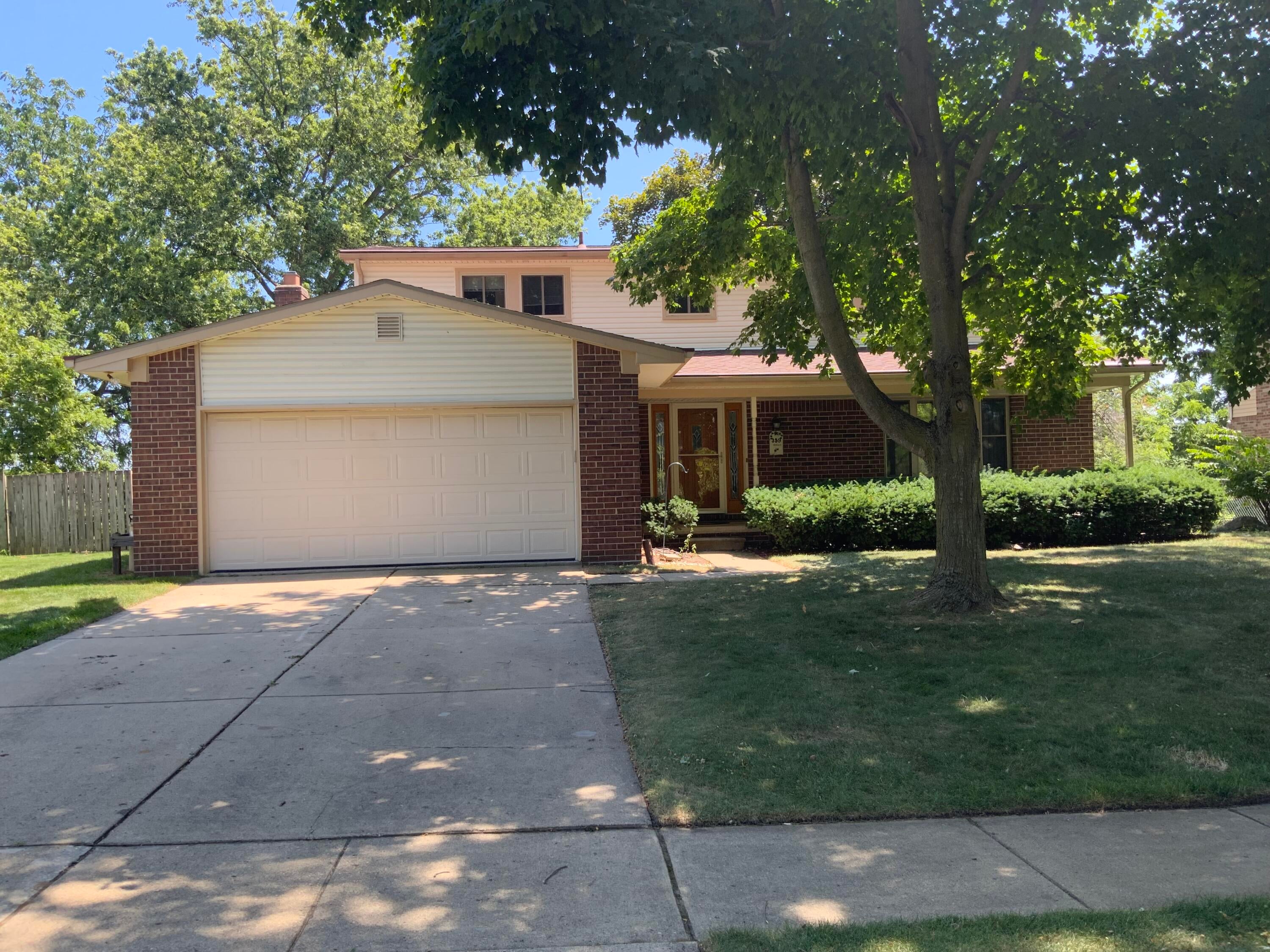 359 Old Creek Drive — photo