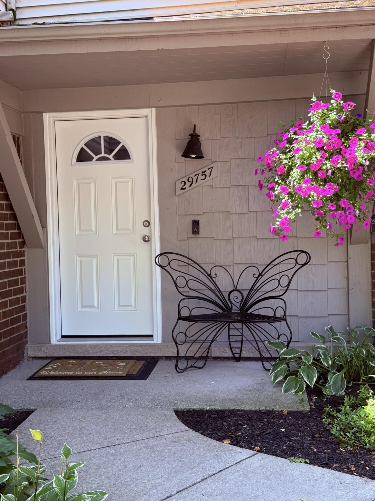29757 Farmbrook Villa Lane, SouthfieldCity_Oakland, MI 48034 — photo 3