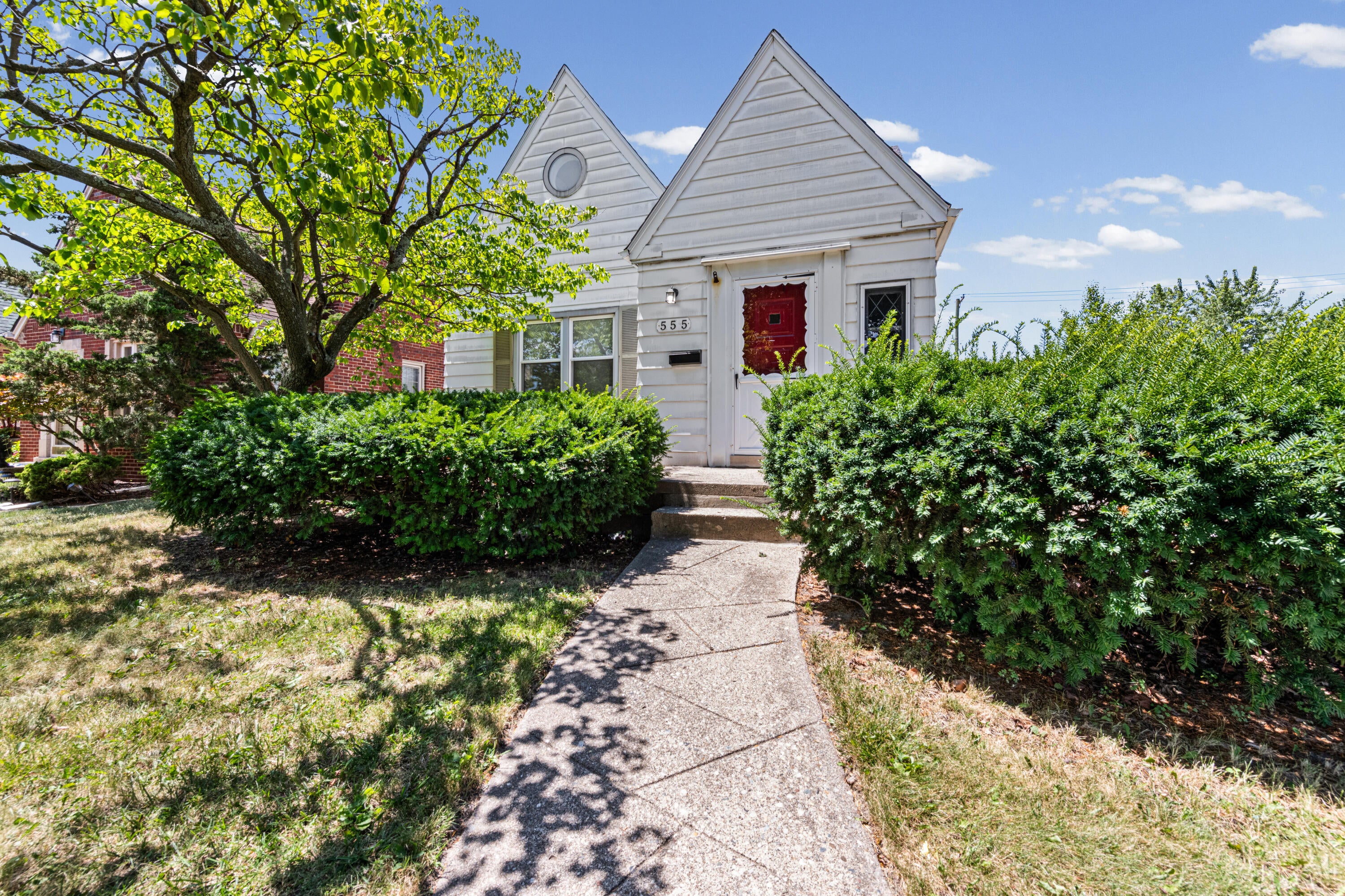 555 N Martha Street — photo