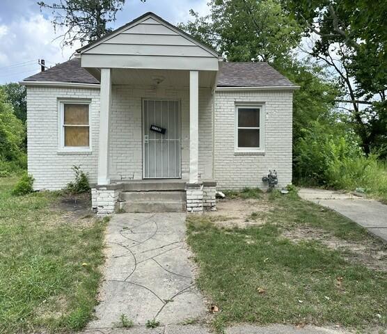 17180 Vaughan Street — photo