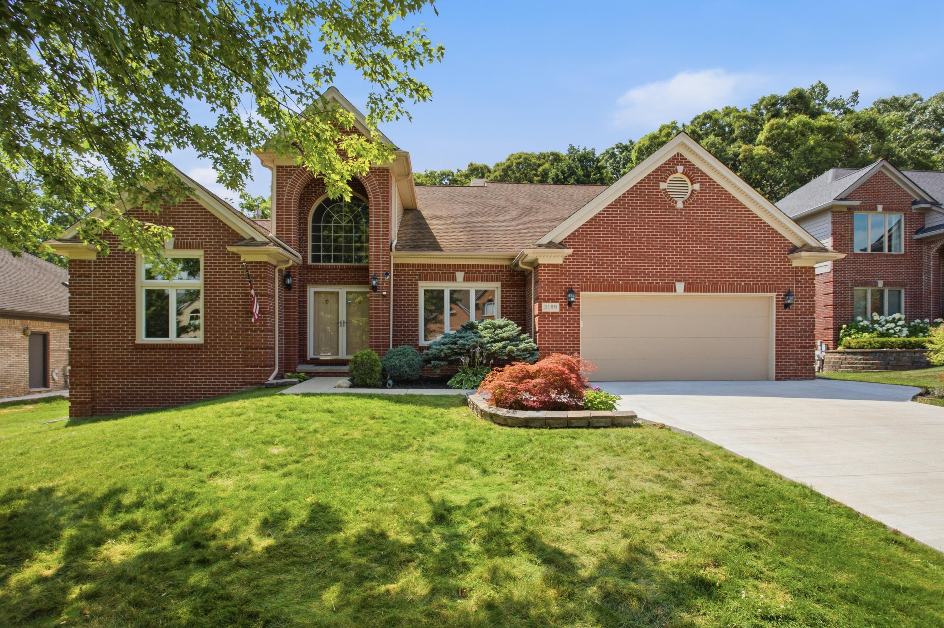 2189 Clinton View Circle — photo