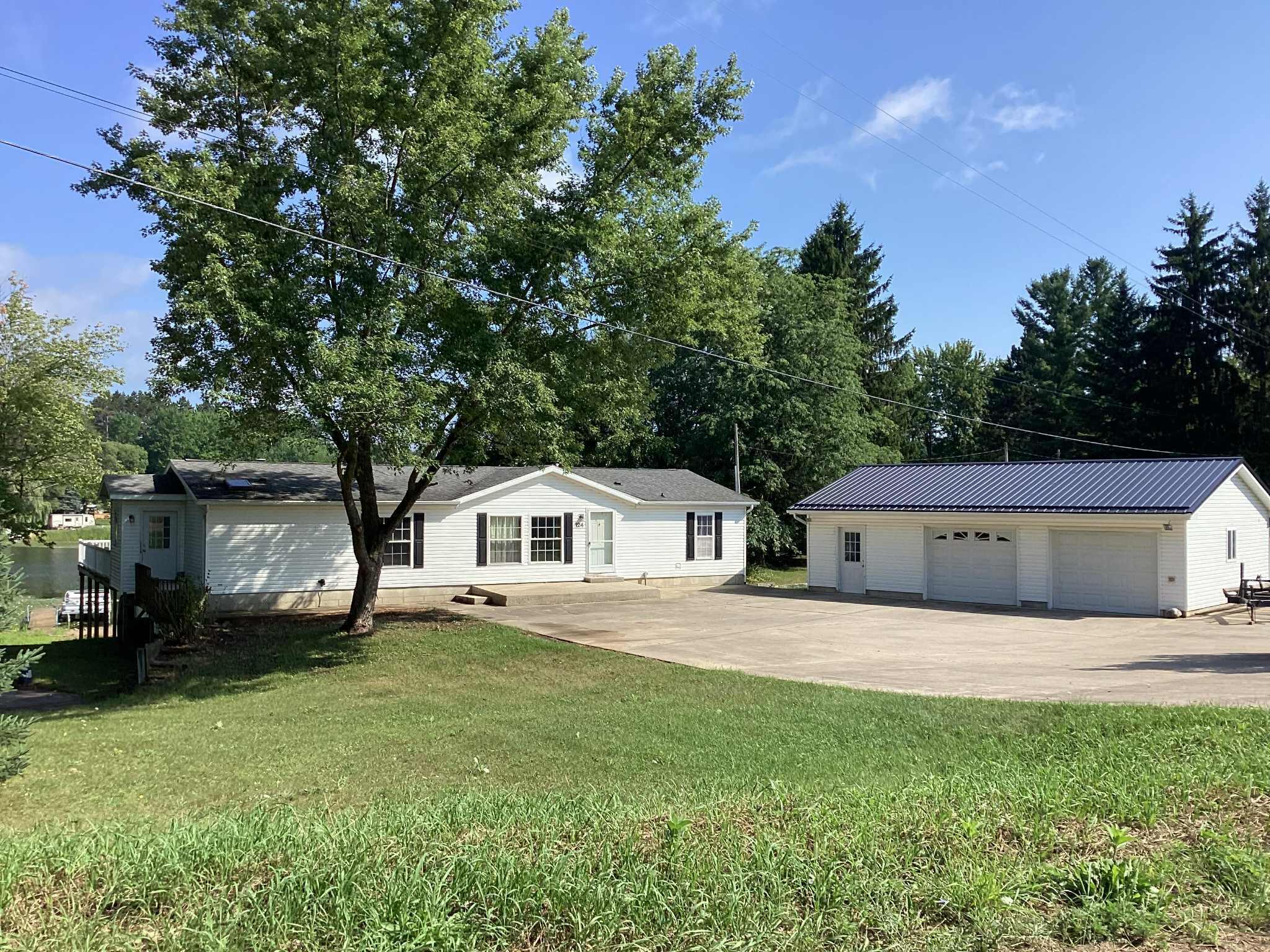 124 Horseshoe Drive — photo