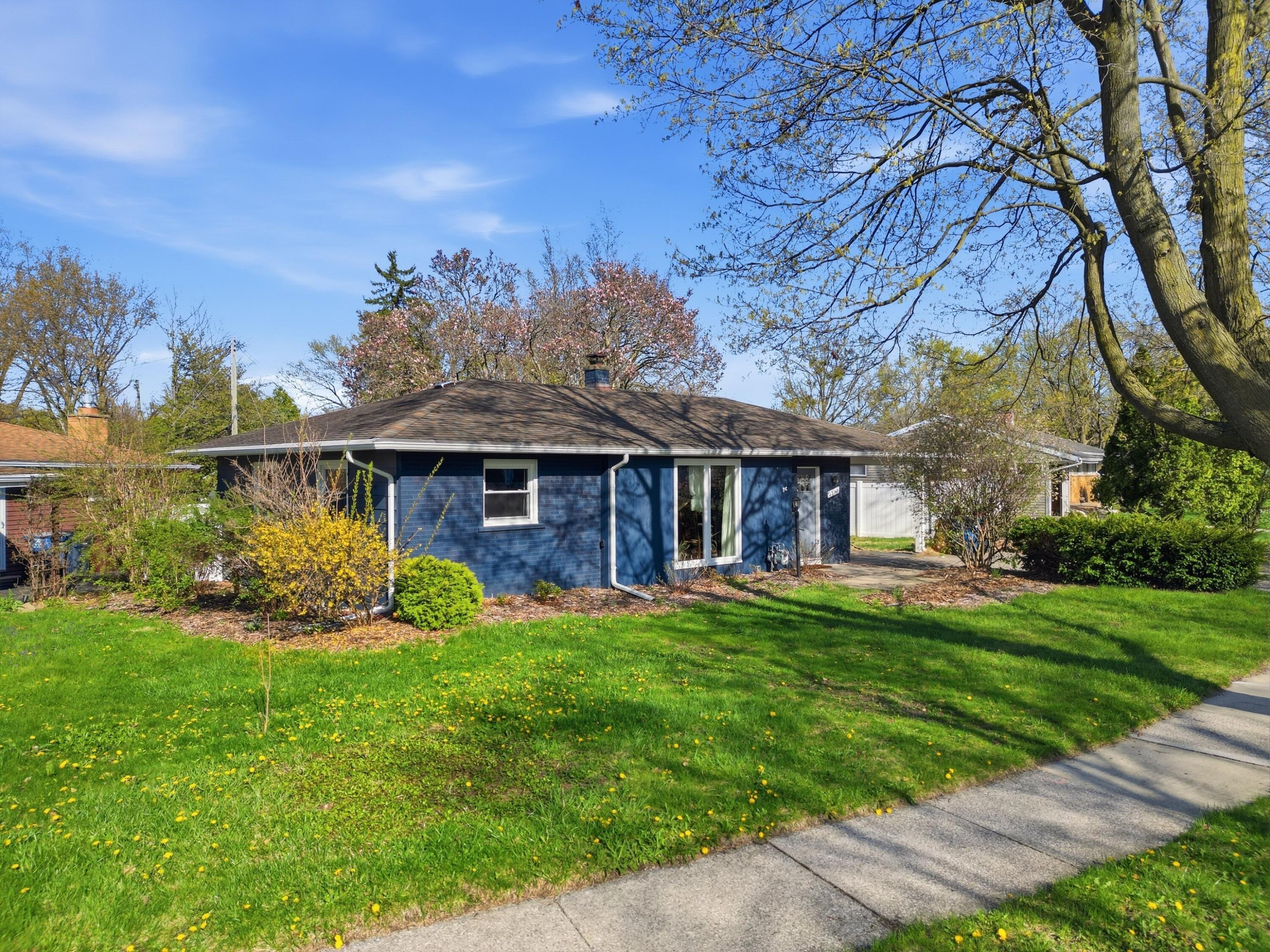 1181 Kay Parkway — photo