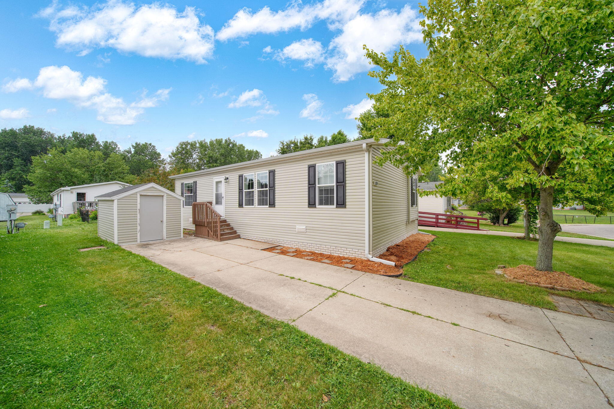 520 Missouri River Court — photo