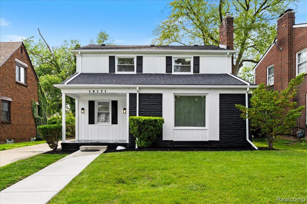 16171 Glastonbury Road — photo
