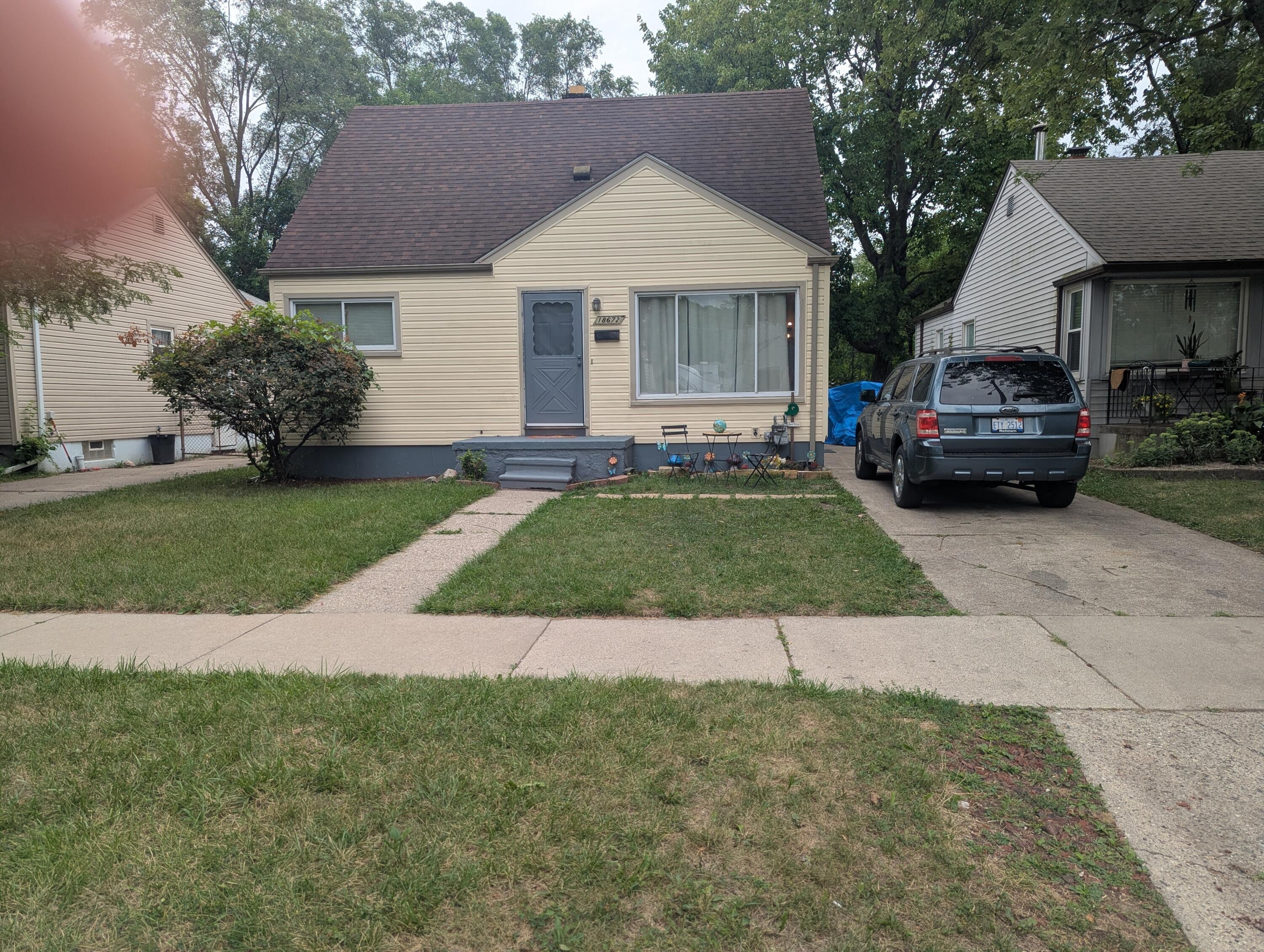 18672 Lennane Street — photo