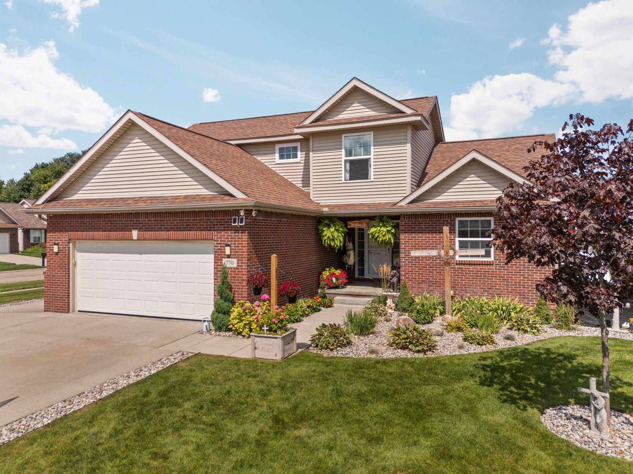 770 Eagles Nest Court — photo