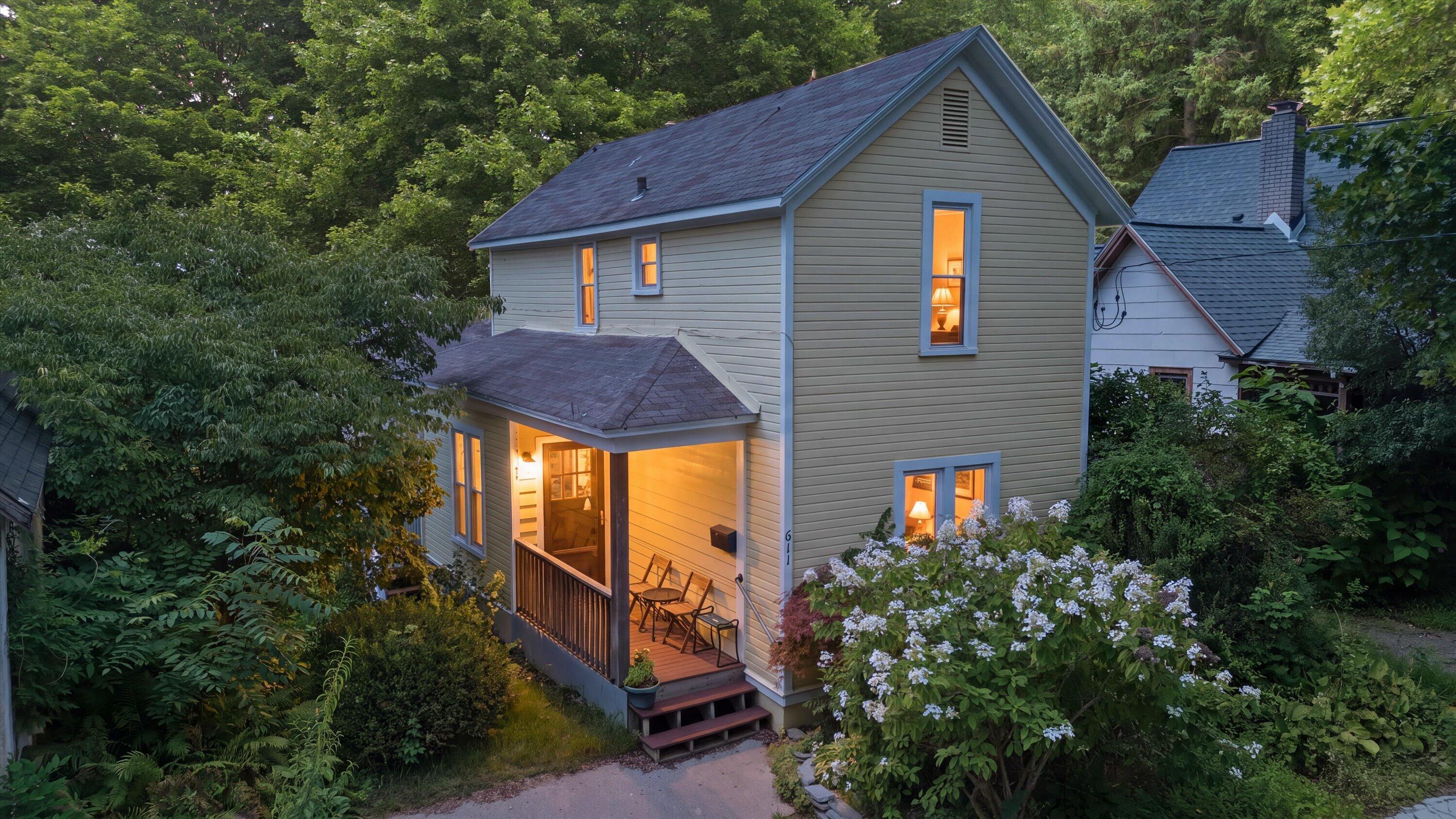 611 Miner Street — photo