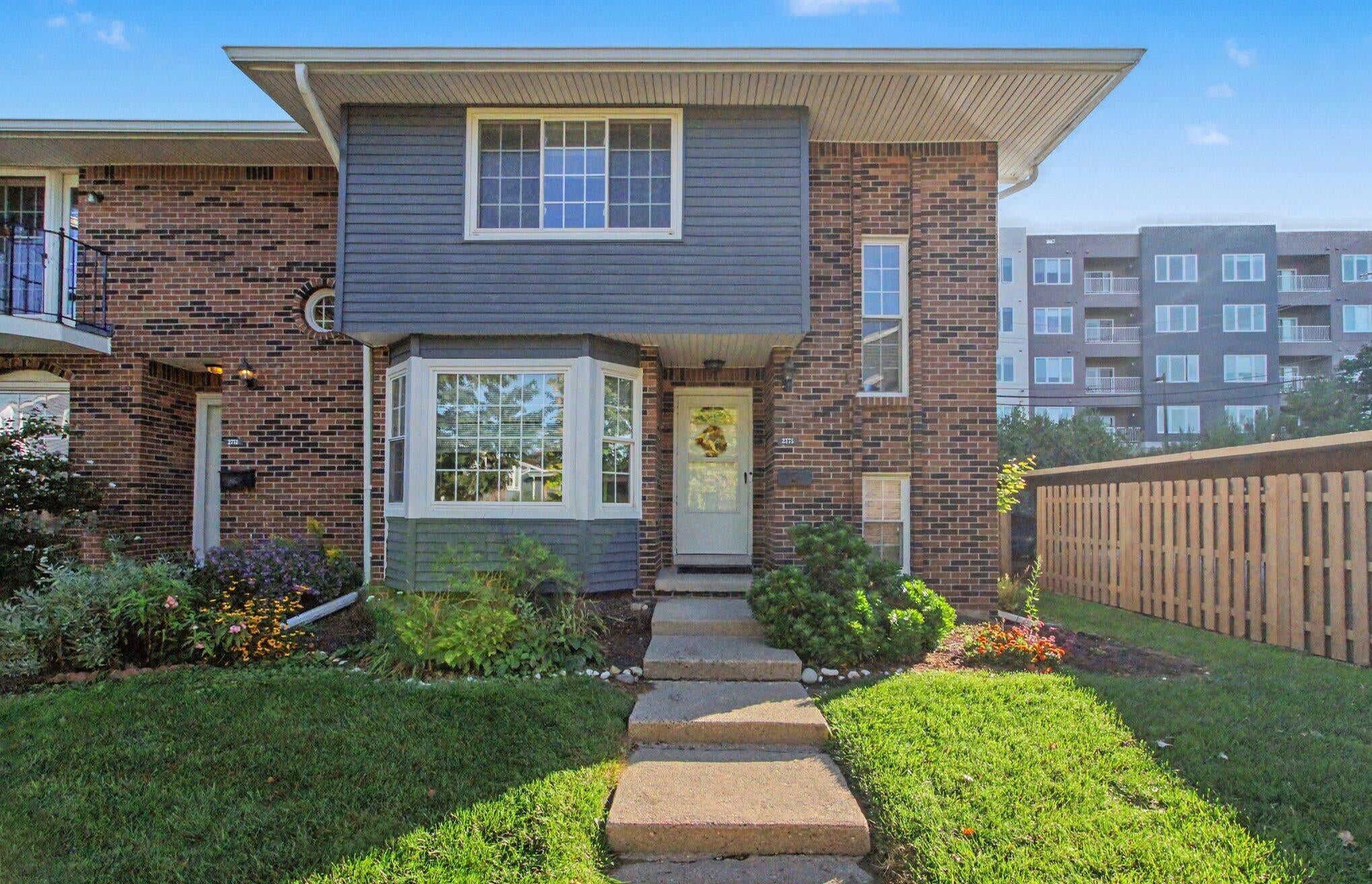 2775 Page Avenue — photo