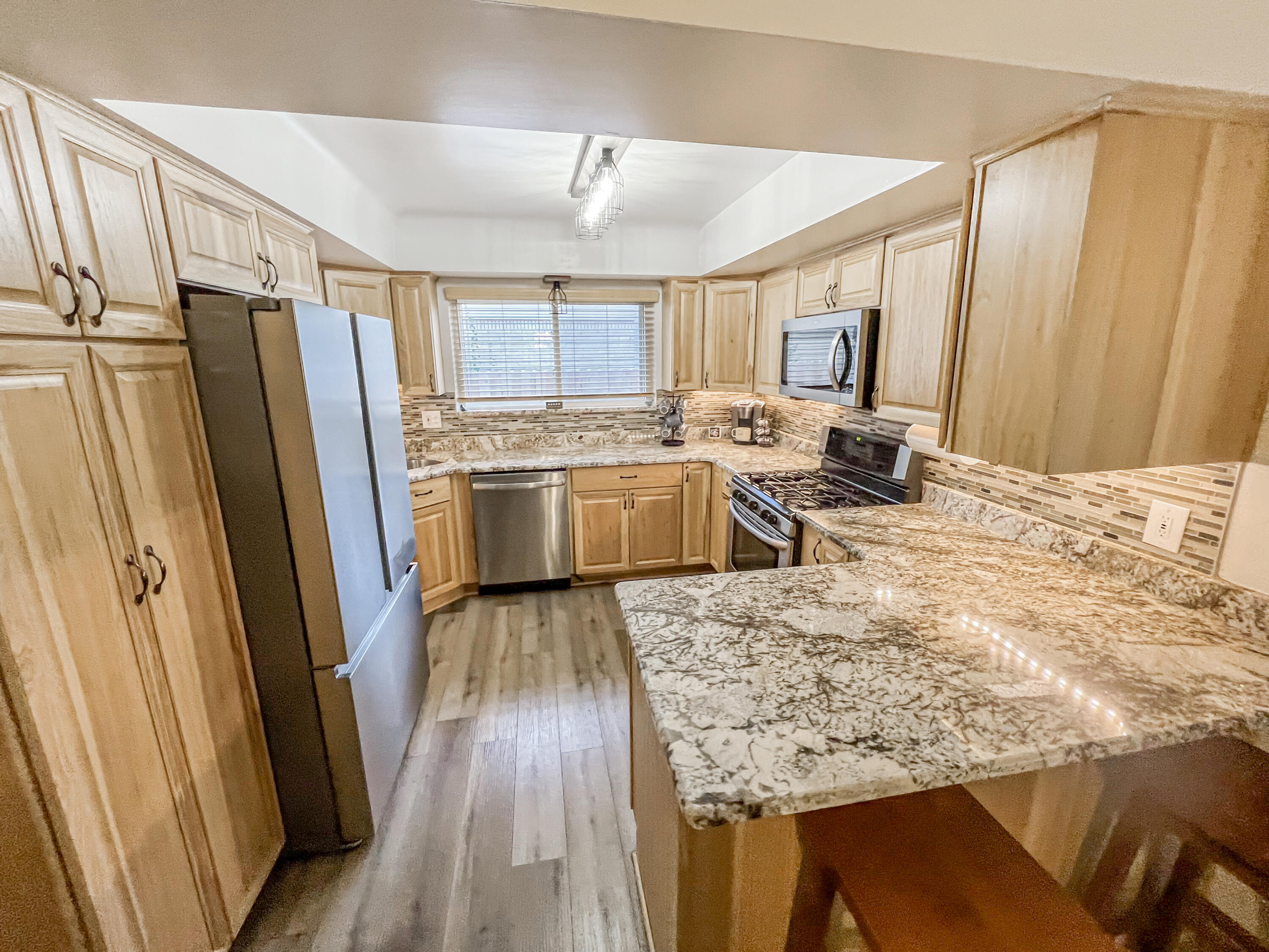 17828 Devonshire Street, Riverview, MI 48193 — photo 2