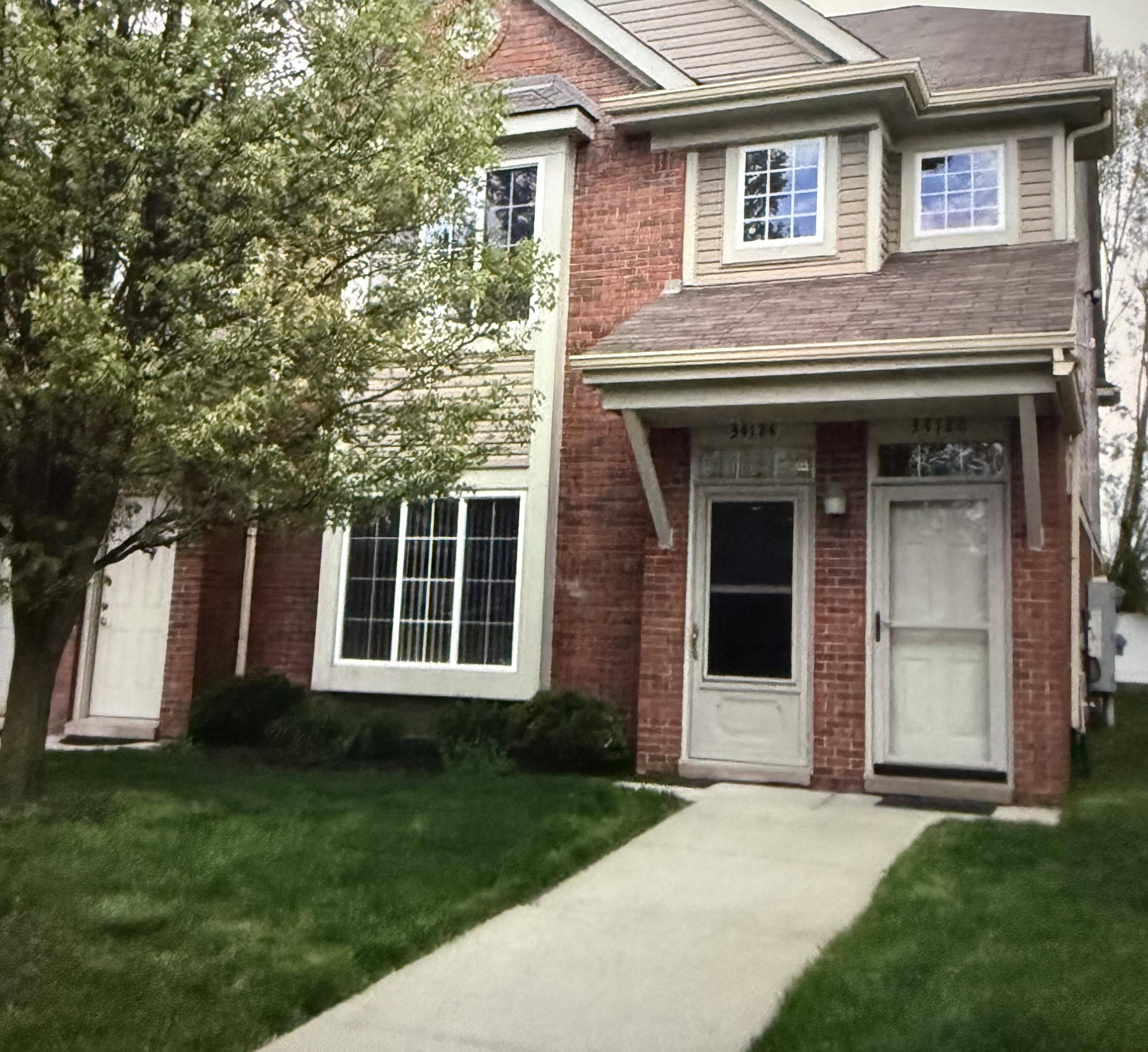 34124 Utica Road — photo