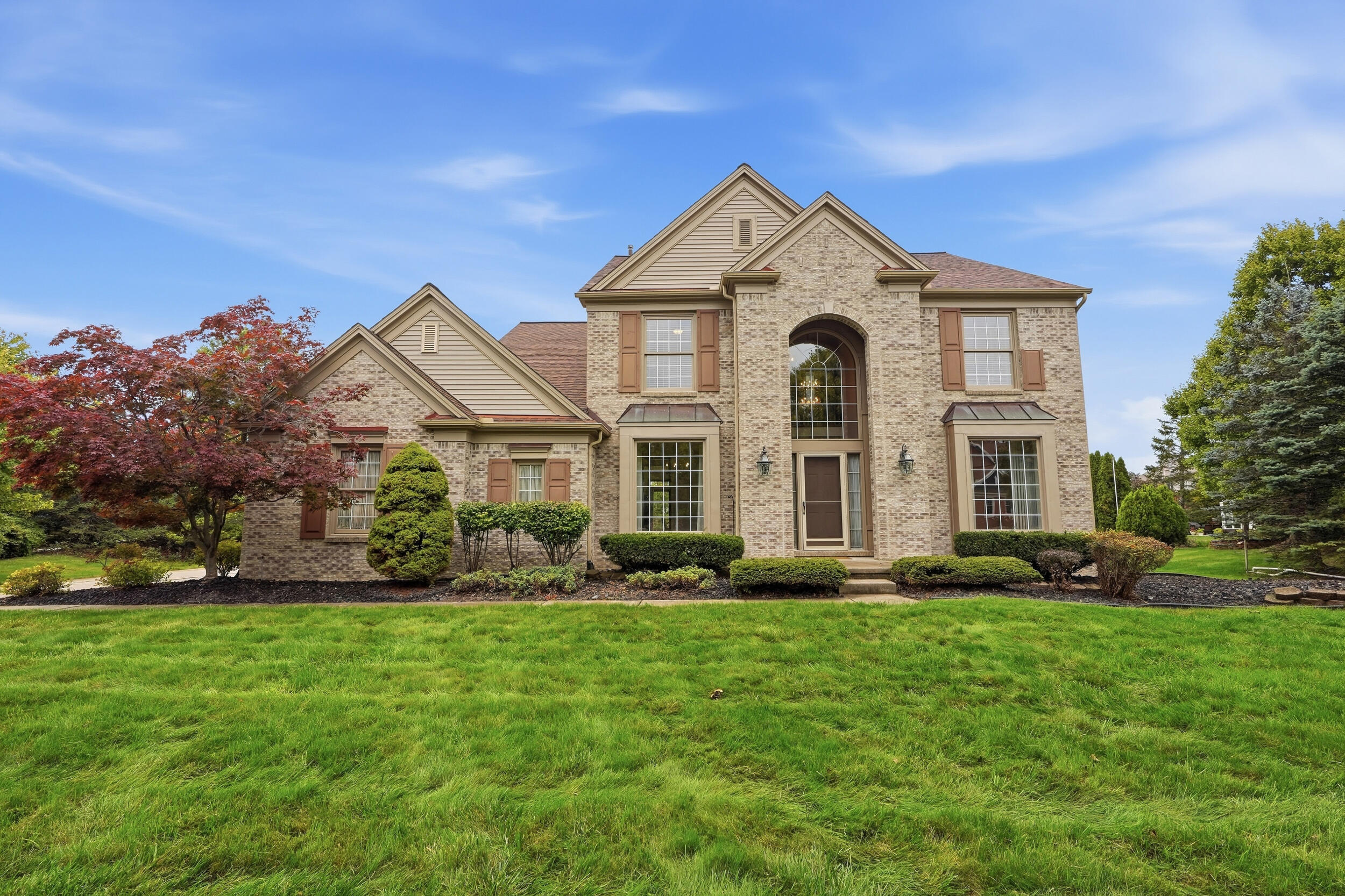 137 Queen Anne Drive — photo
