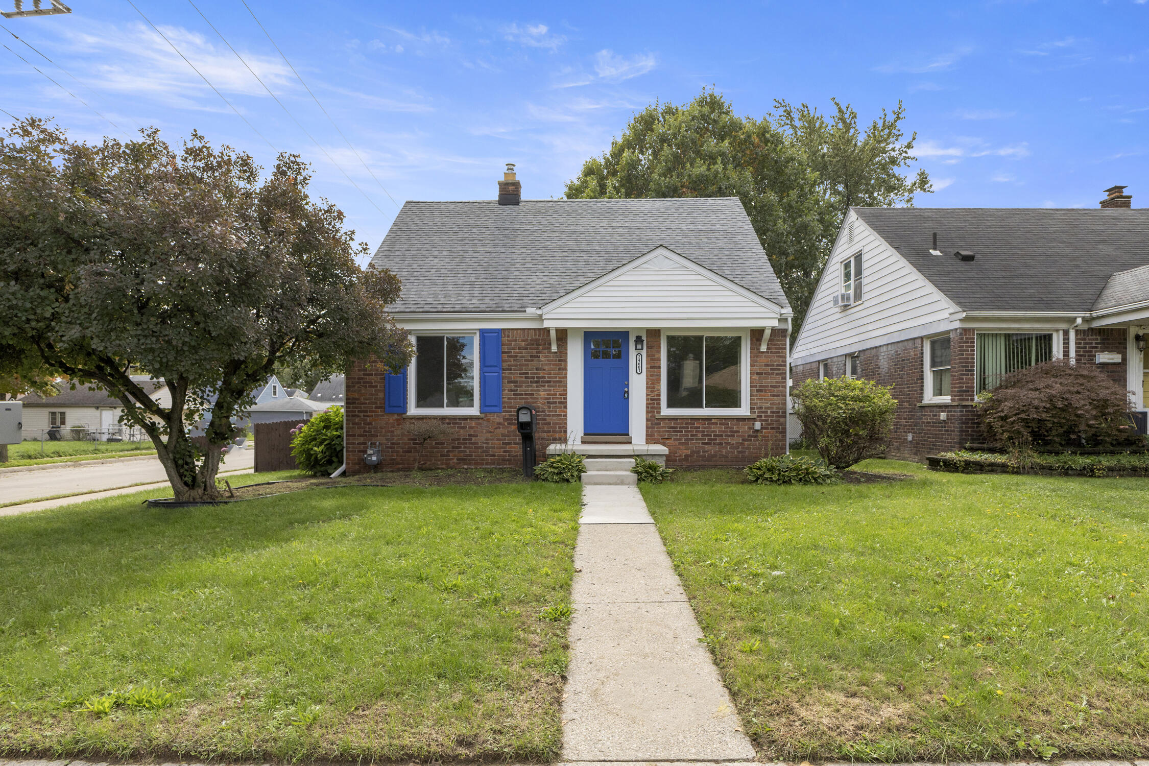 24601 Carlysle Street — photo