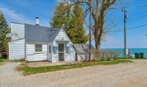 7503 Huron Bay Boulevard — photo