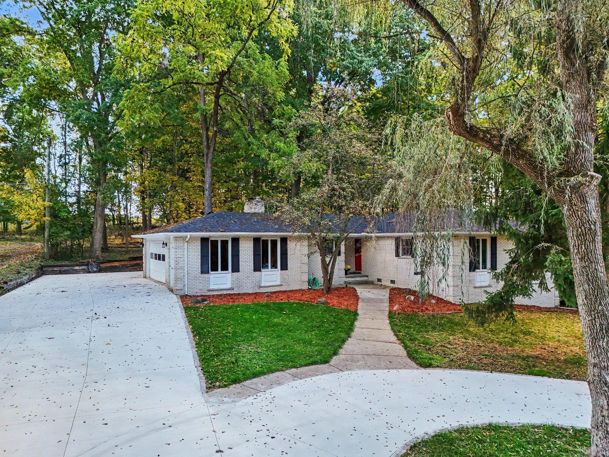 4120 Loch Alpine Drive E — photo