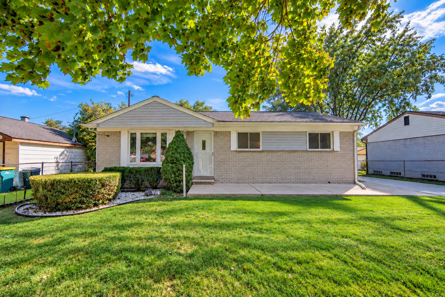 34835 Julie Drive — photo