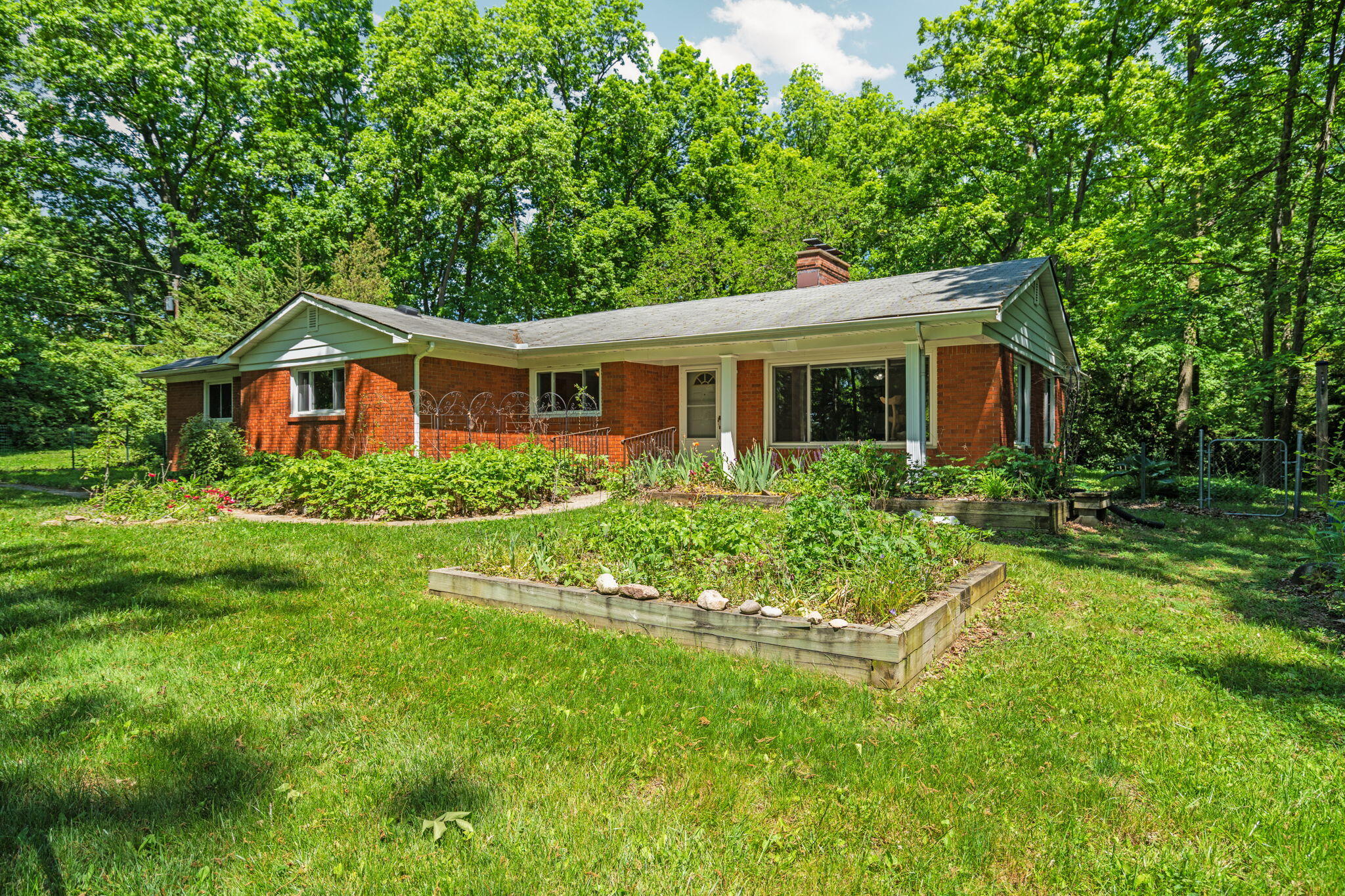 4271 E Willis Road — photo