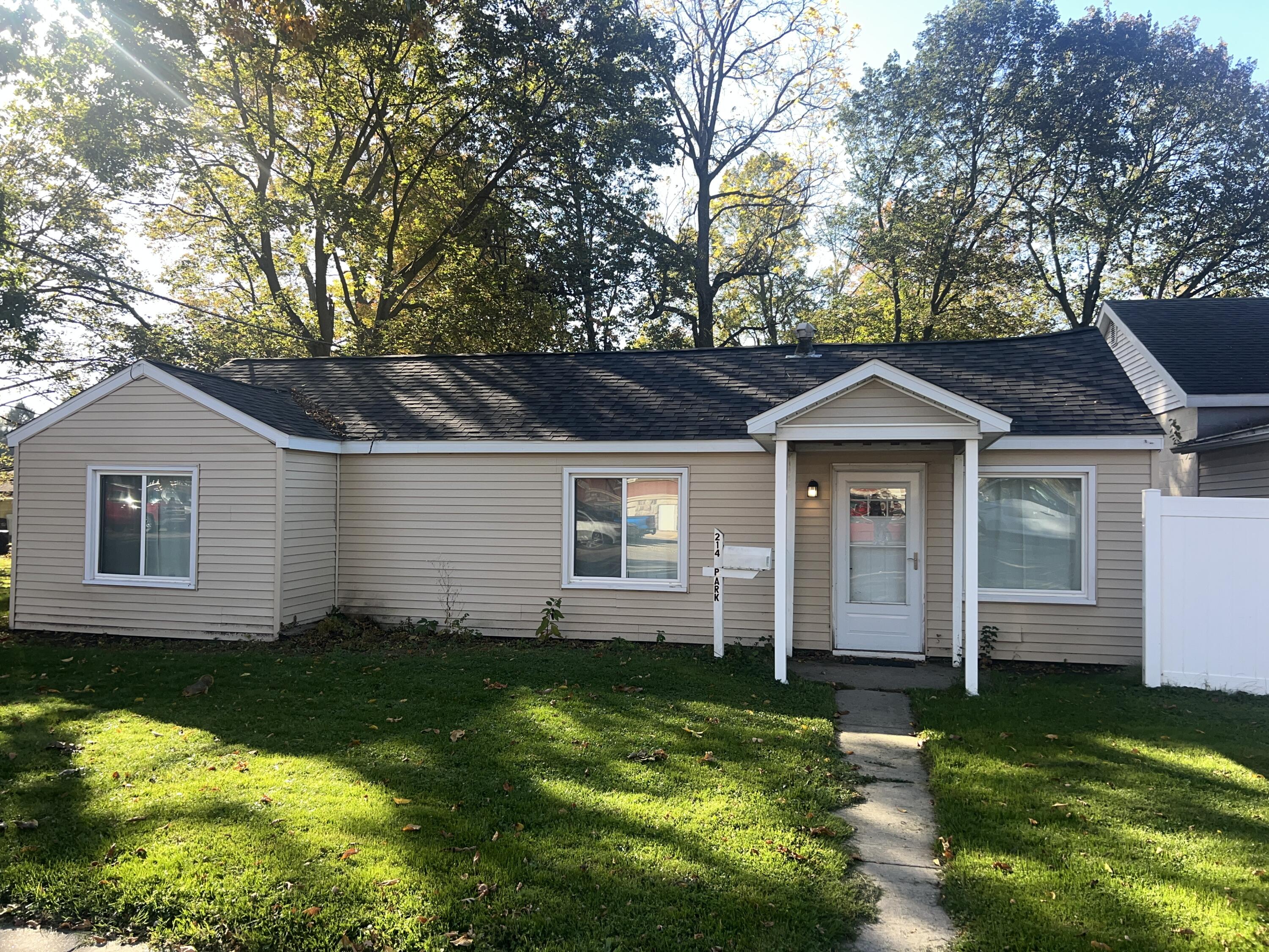 403 S Kalamazoo Street — photo