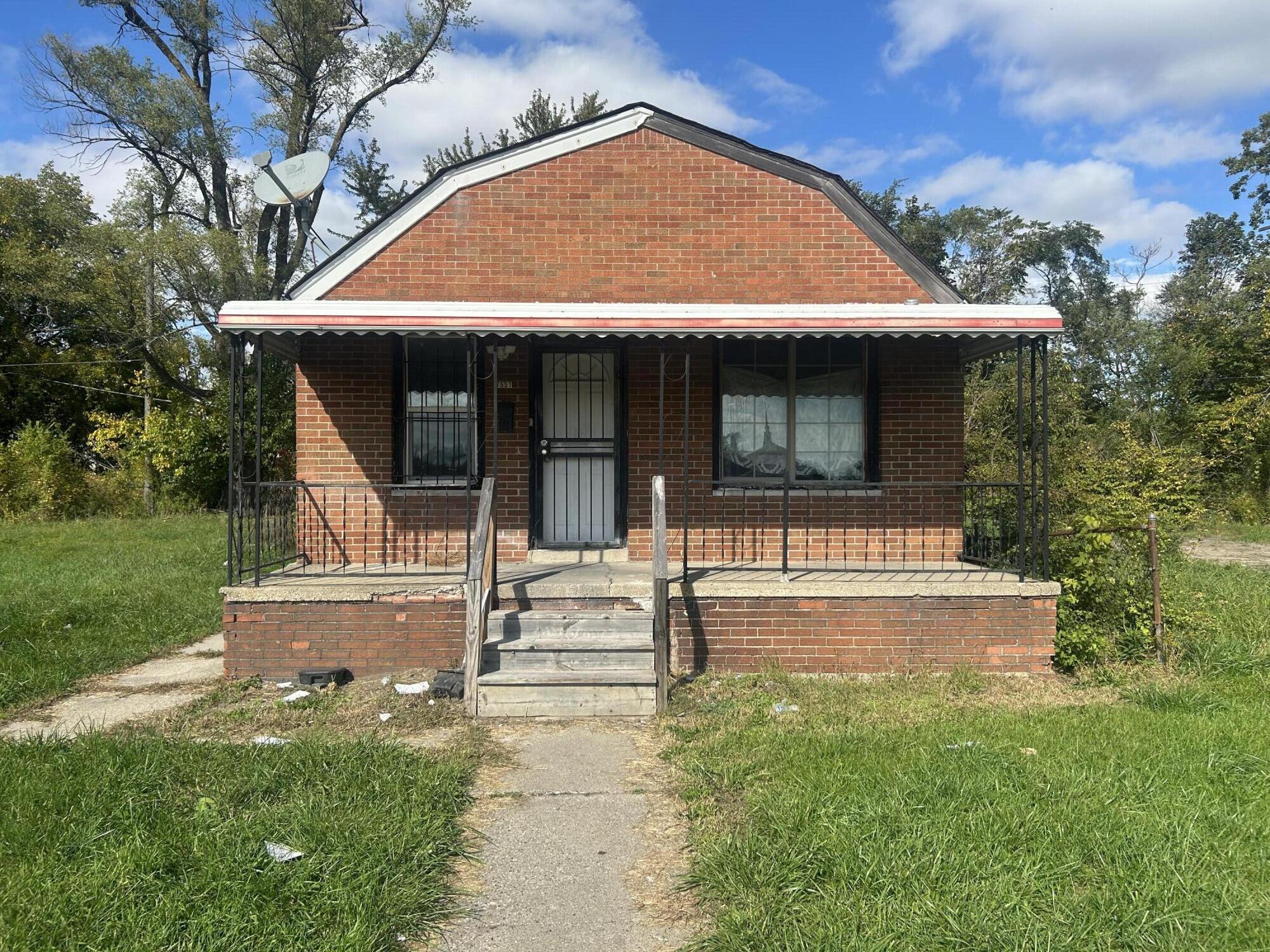 7557 Miller Street — photo