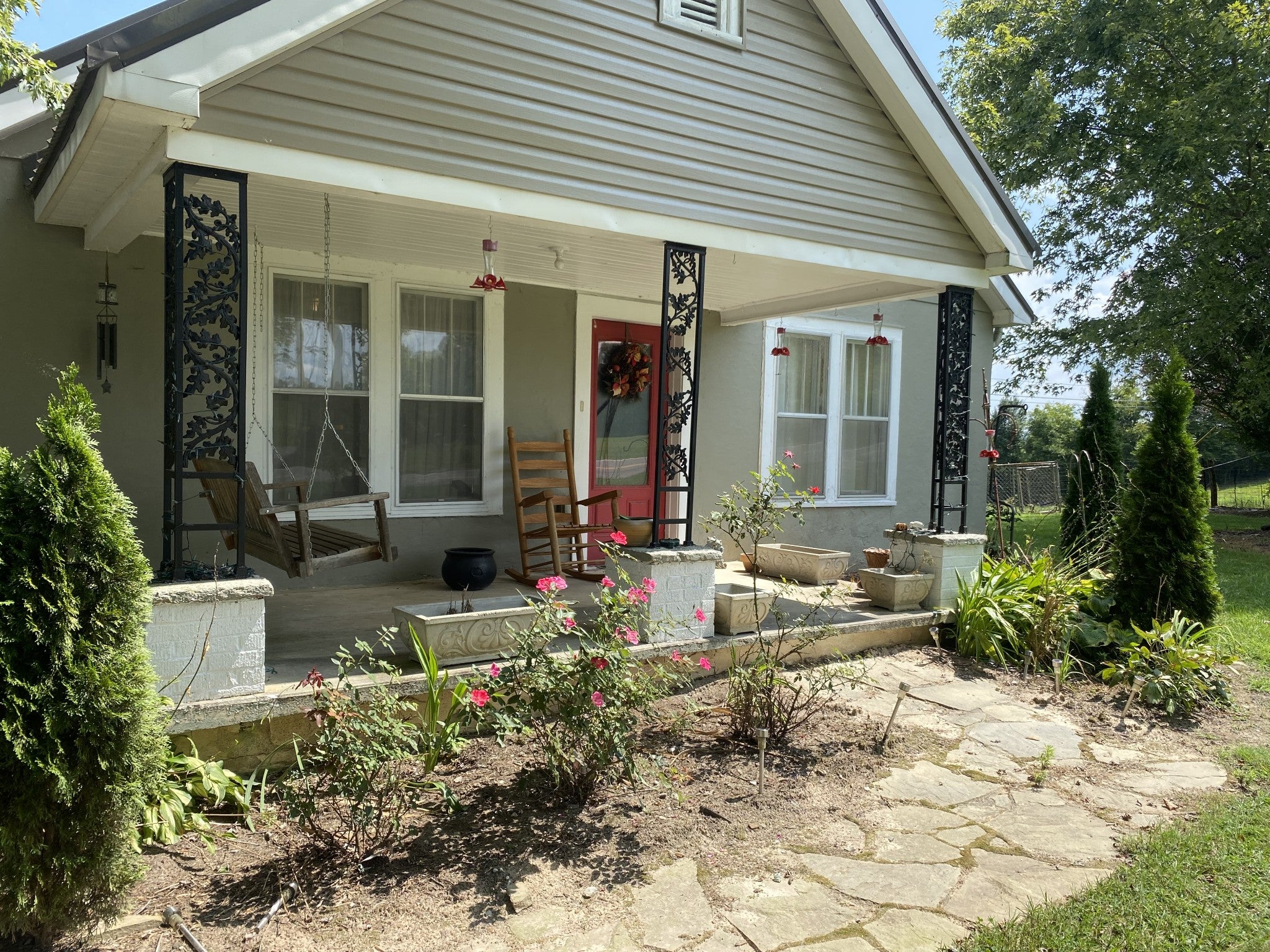 691 Hodges Bridge Rd — photo