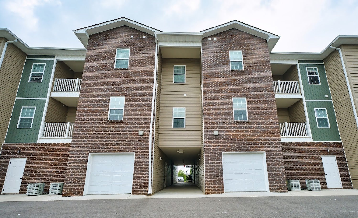 850 Professional Park Dr B3 — photo