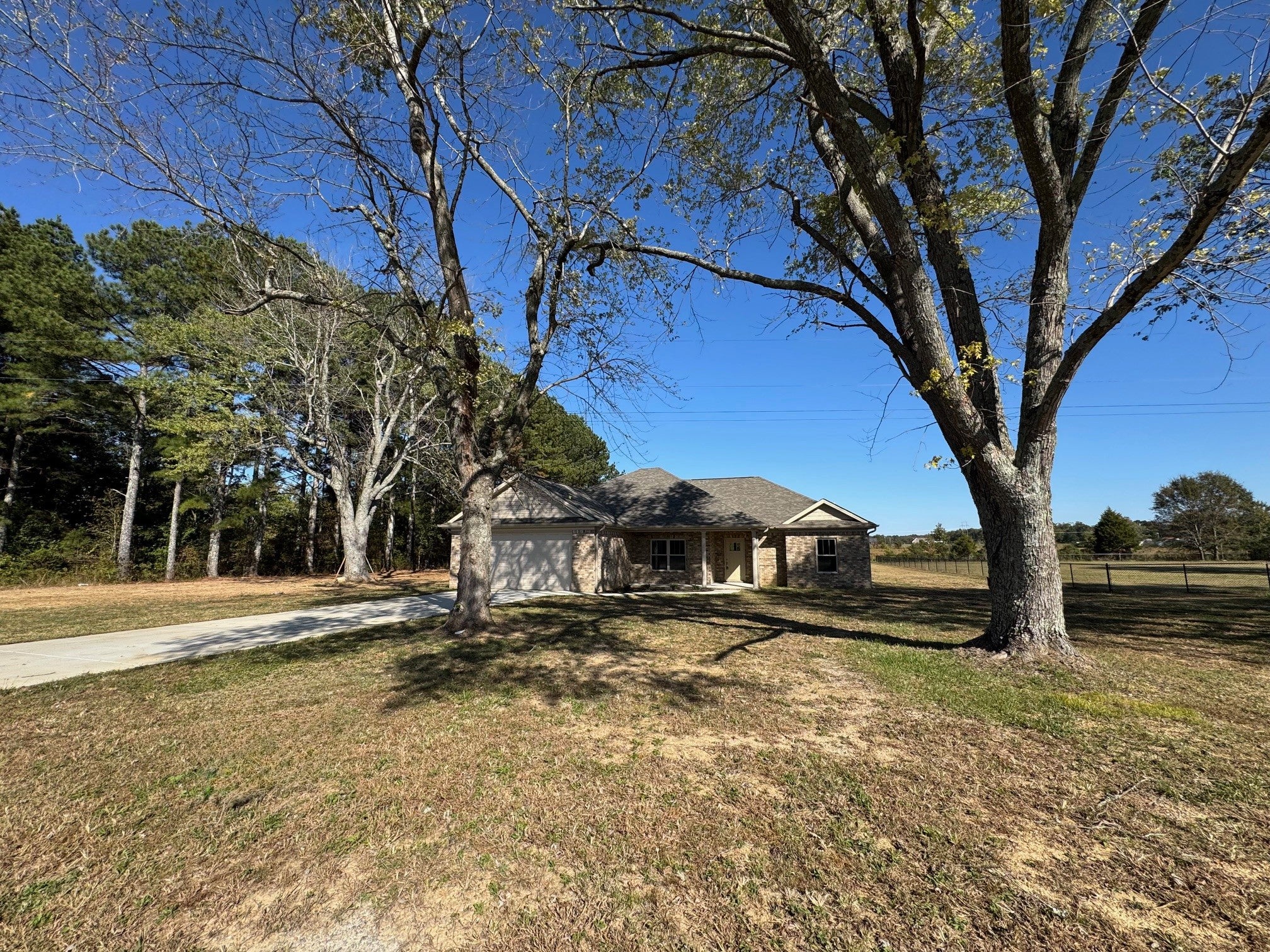8369 State Line Rd, Taft, TN 38488 — photo 2