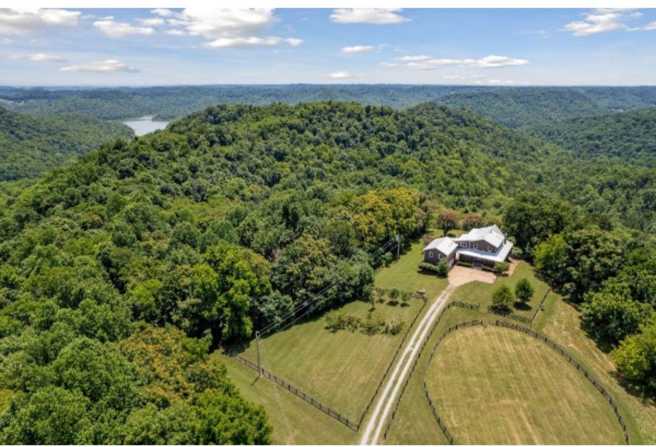 448 Dean Acre Ln — photo