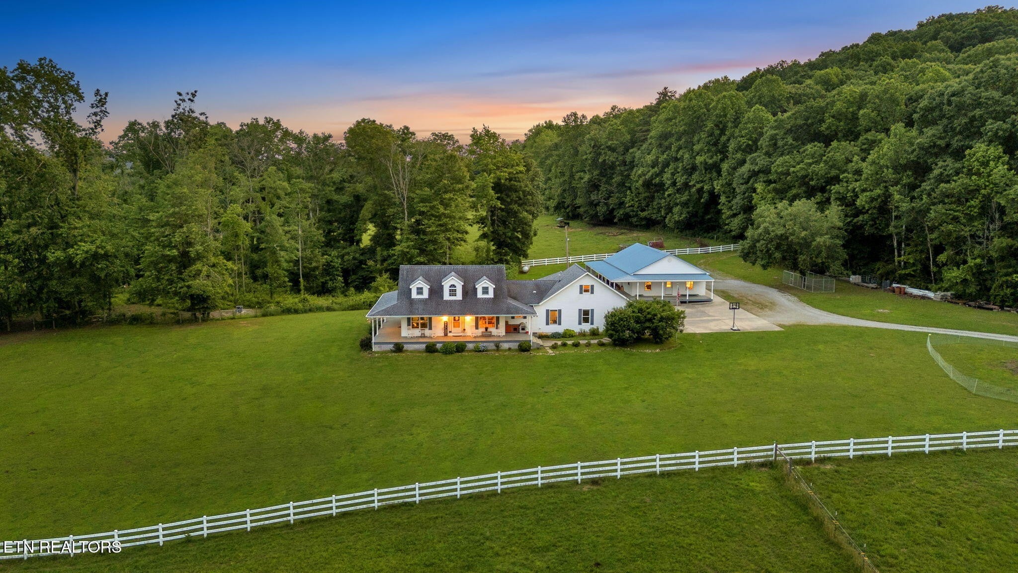 596 Clifty Creek Rd — photo