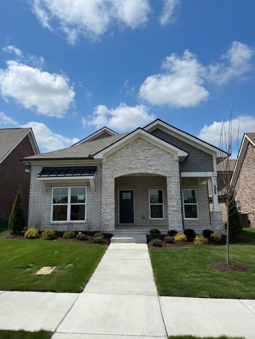 6173 Parkhaven Blvd — photo