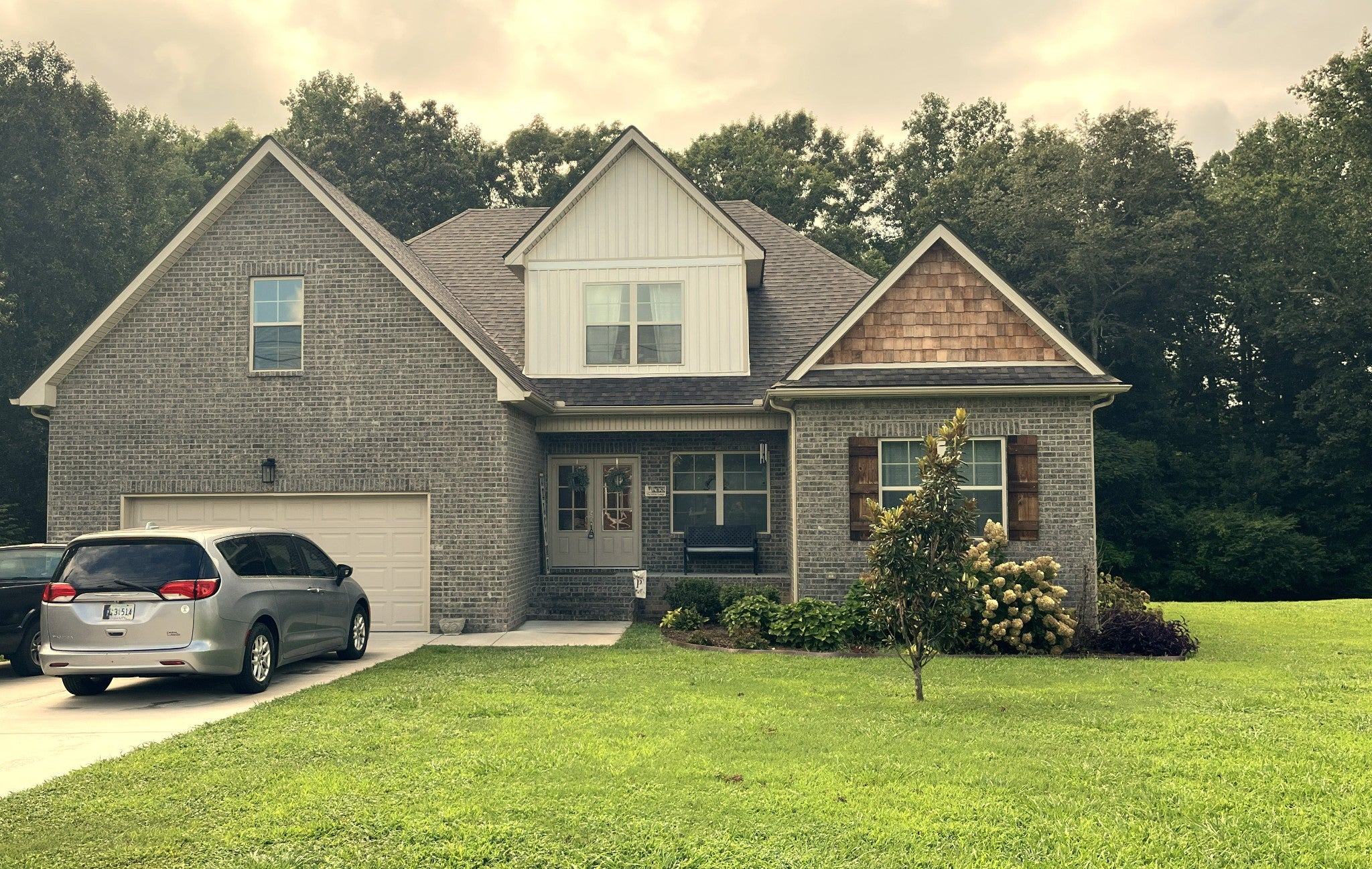 170 Briarwood Ln — photo