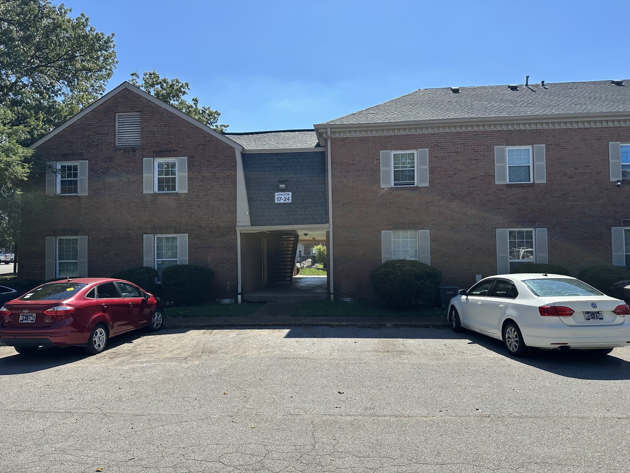 323 Forest Park Rd 1-24 — photo