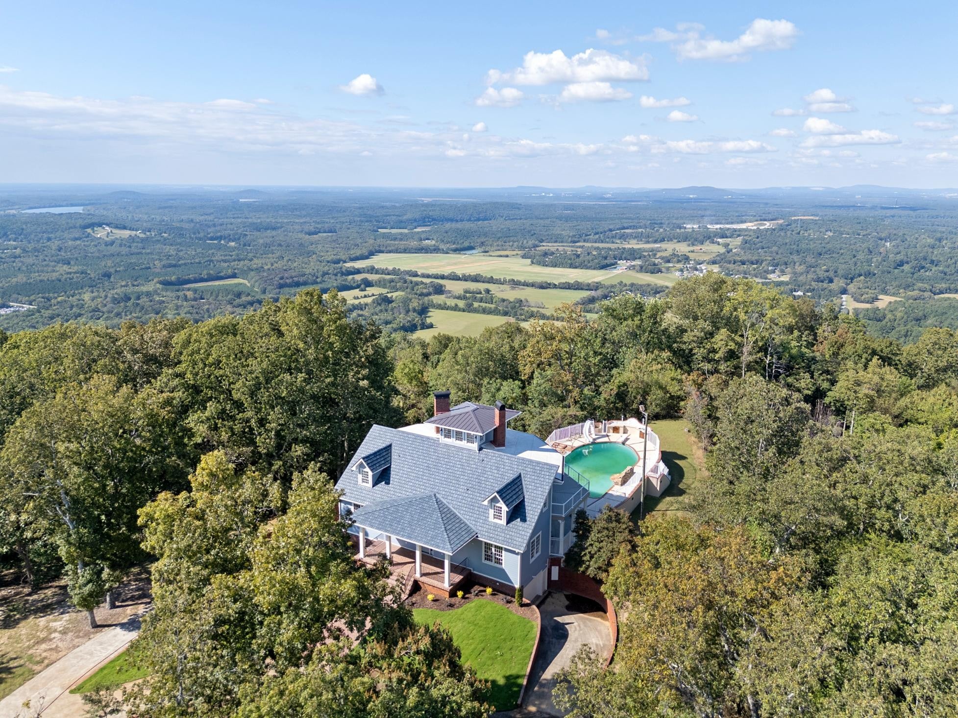 583 Bell Point Rd — photo