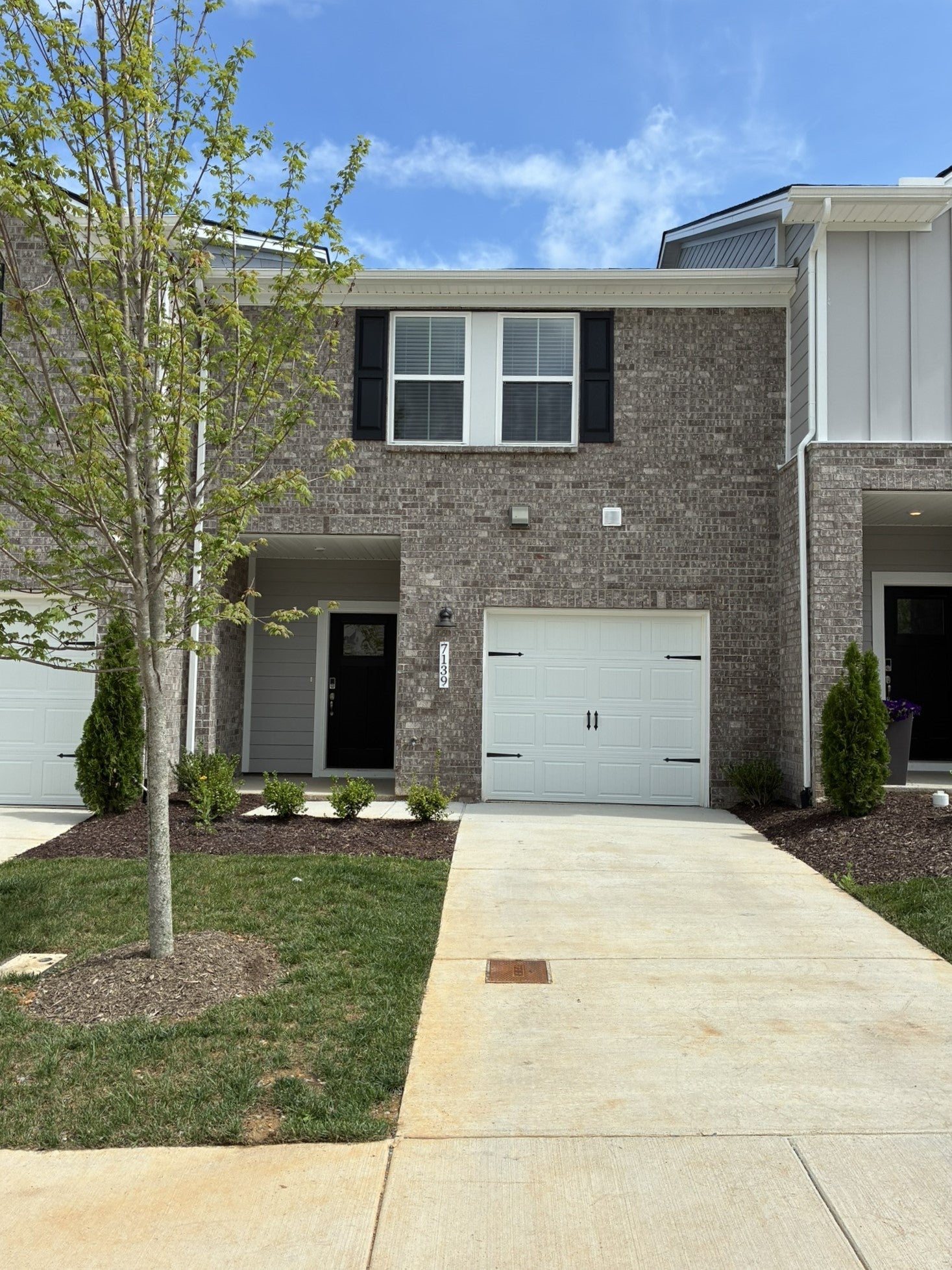7139 Cedarcrest Ct — photo
