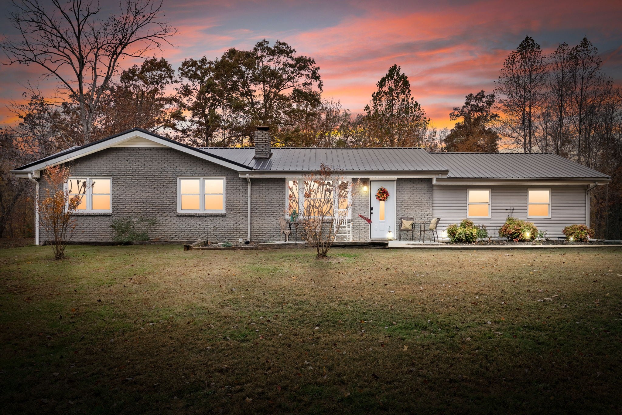 2126 Foster Rd — photo