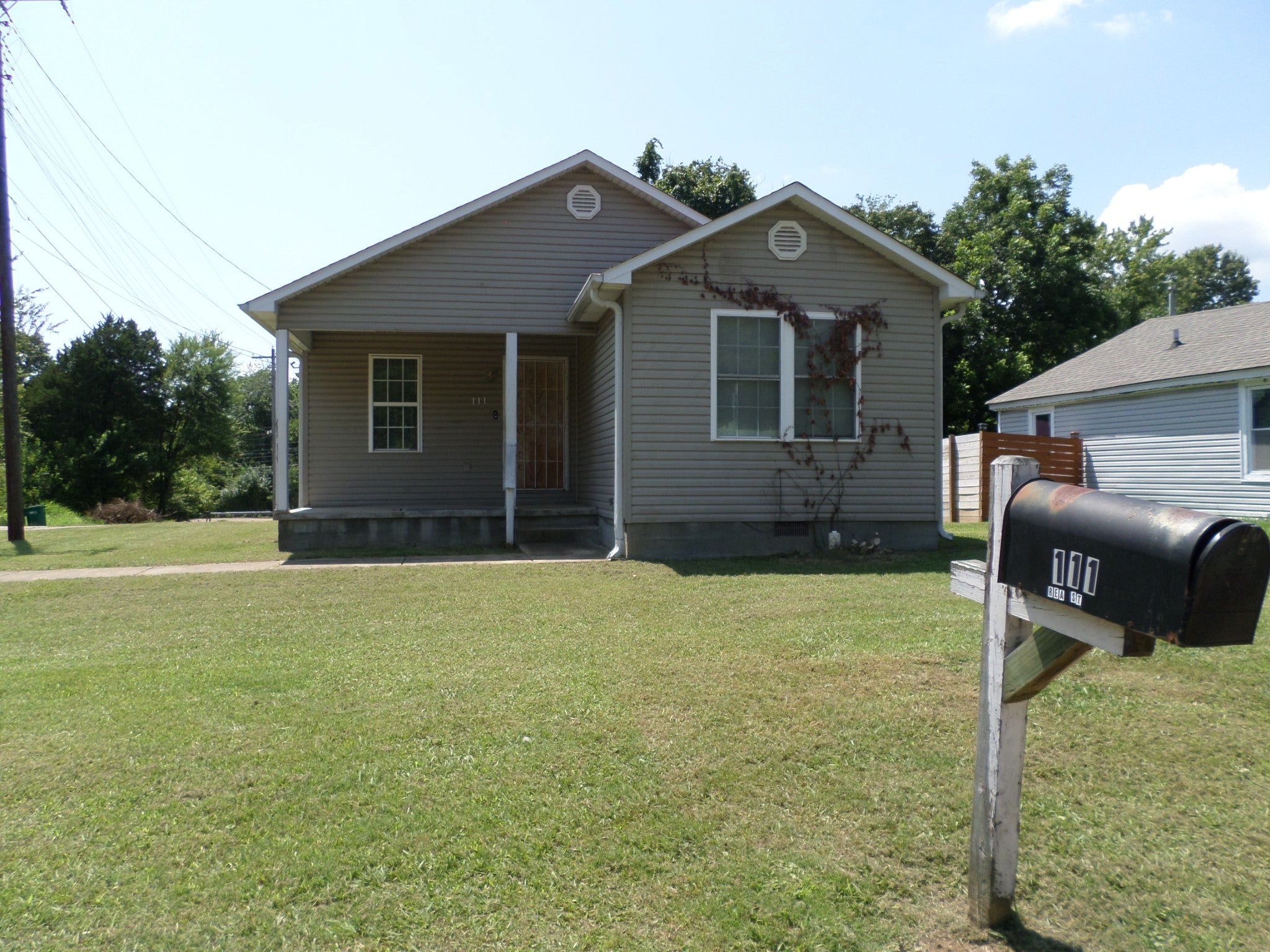 111 Rhea St — photo