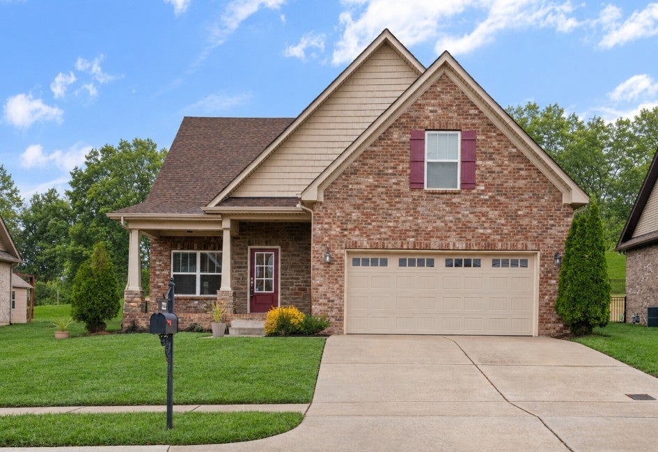222 Hutch Ct — photo