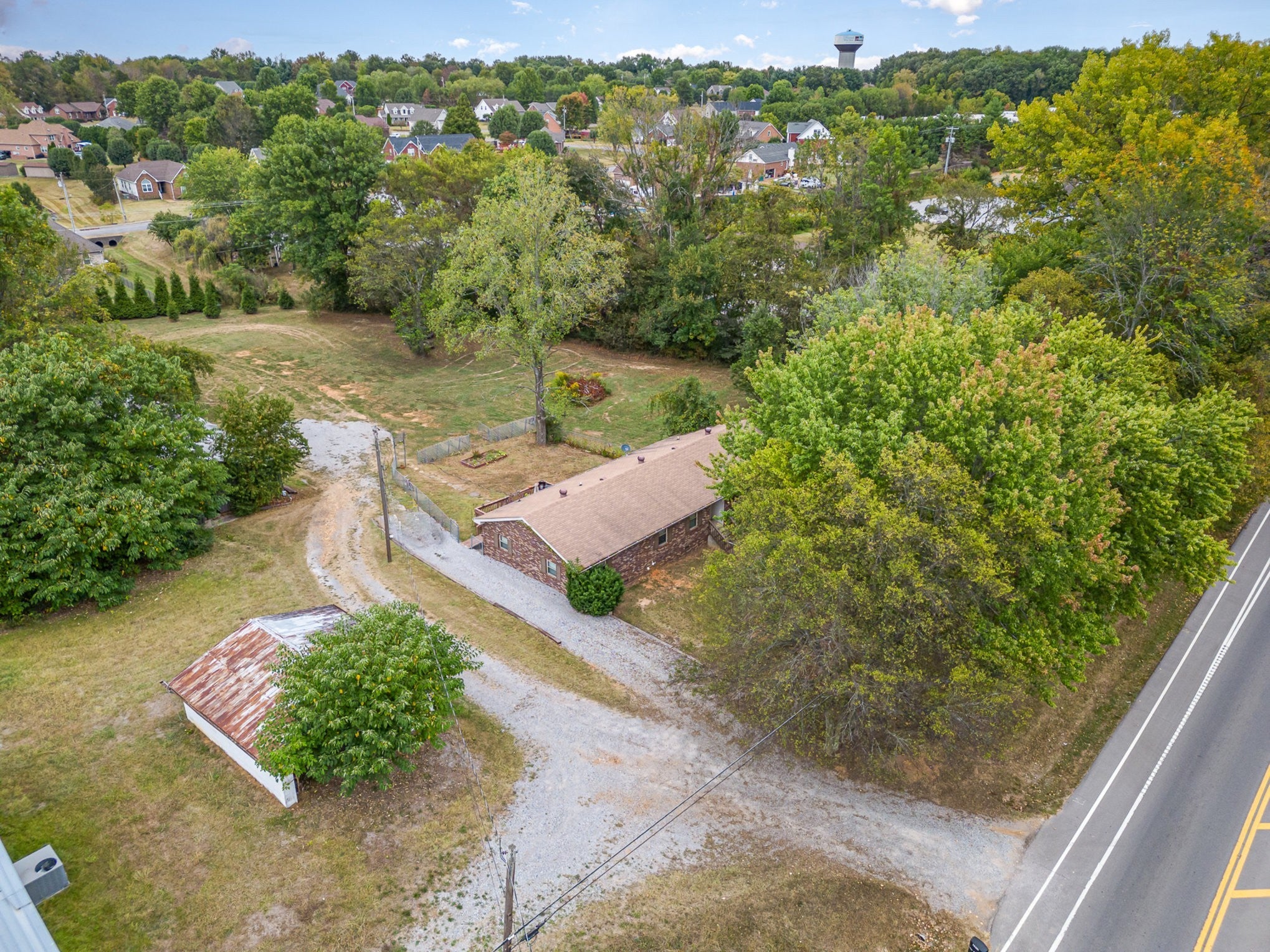 2813 Hwy 31 W — photo
