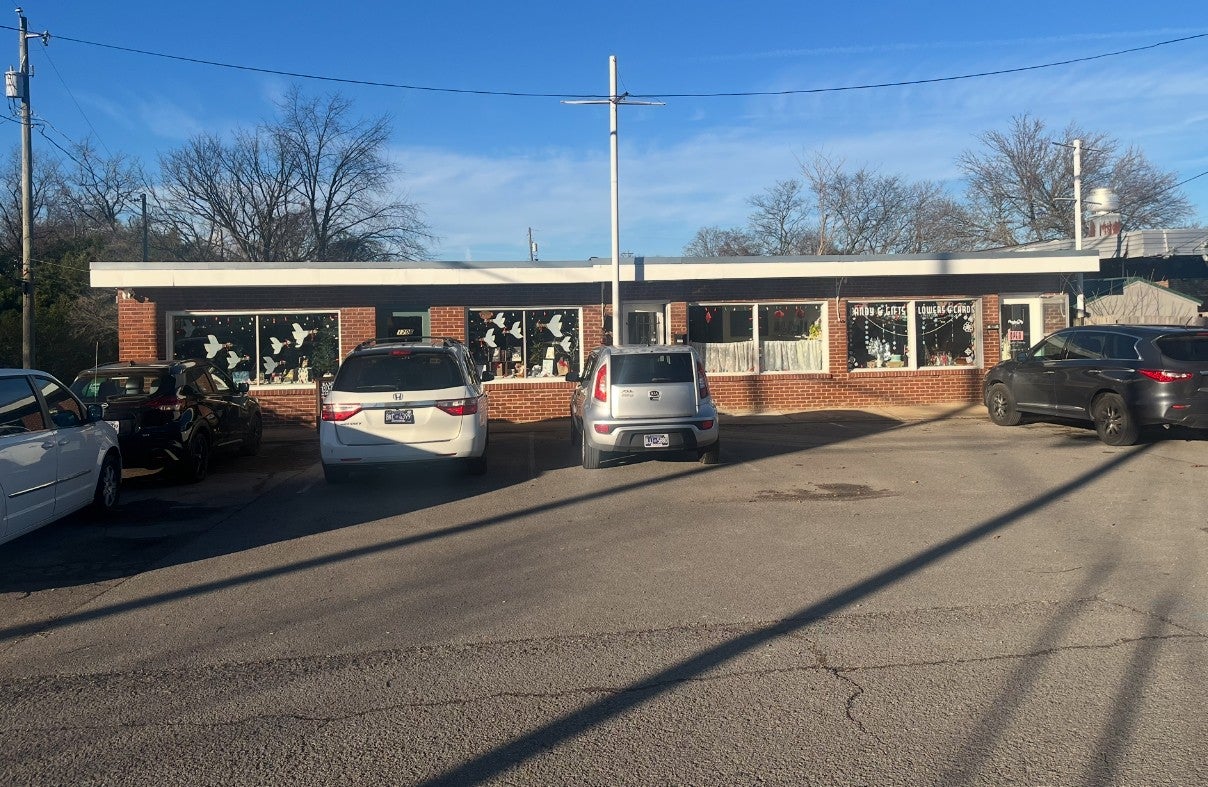 1202 Donelson Ave — photo