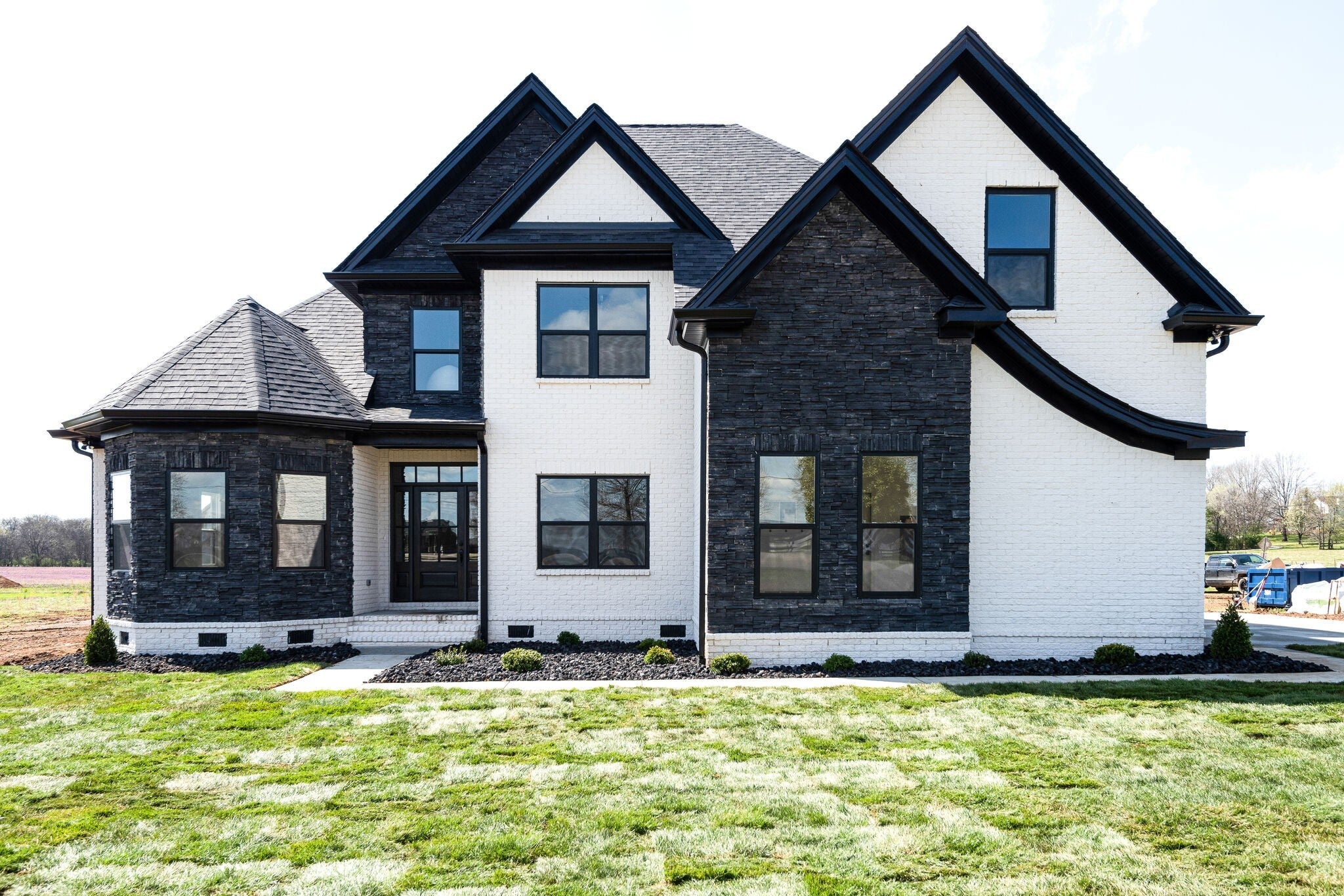 197 Creekside Dr — photo