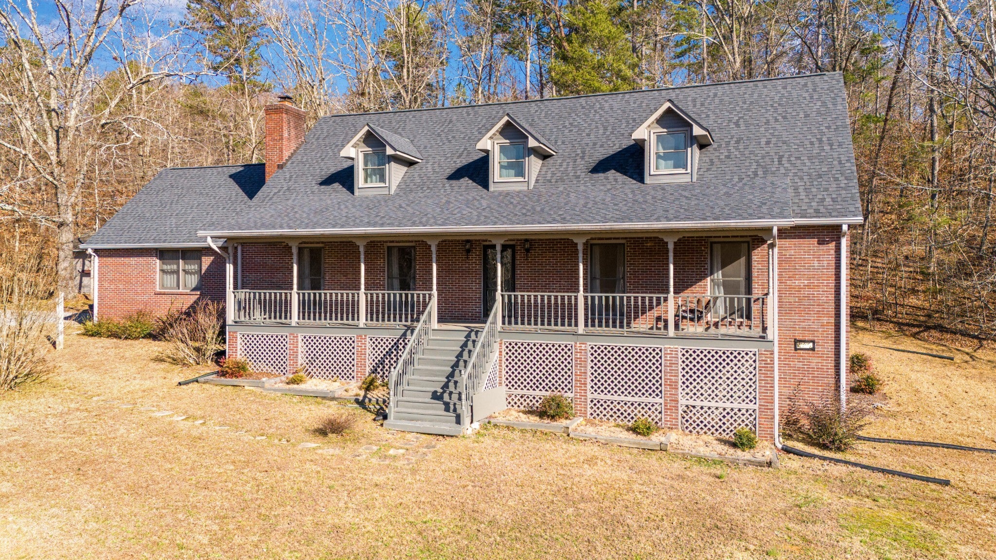 641 Riverbend Drive — photo