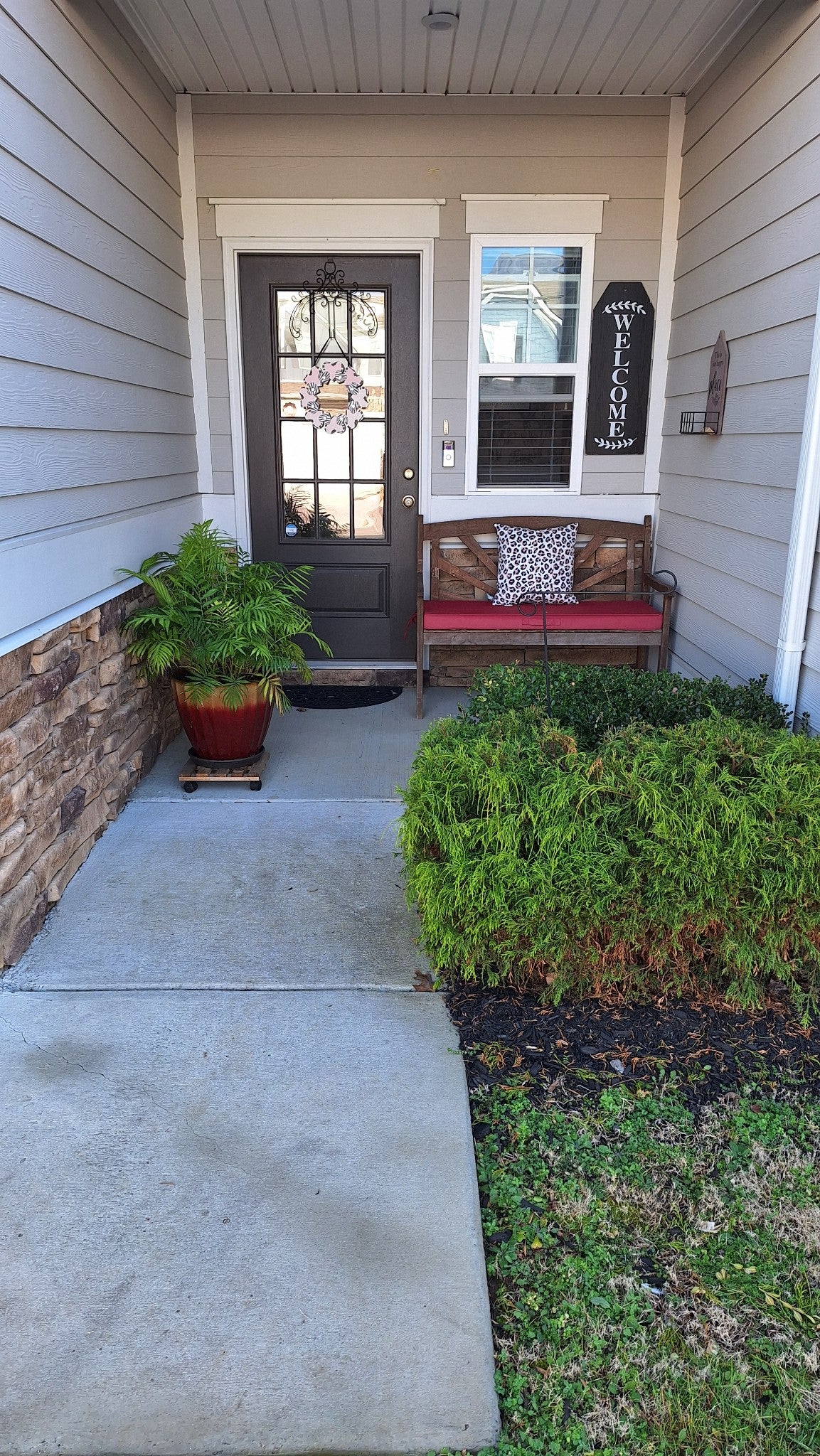 104 Townsend Ave — photo