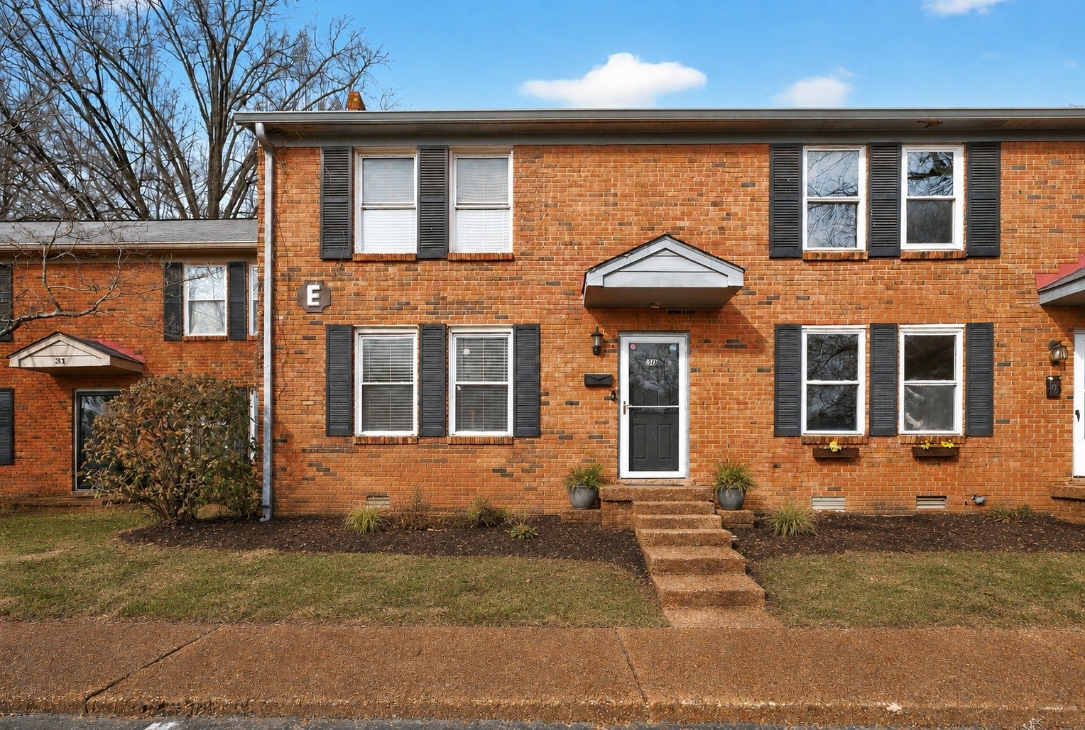 5515 Country Dr 30 — photo