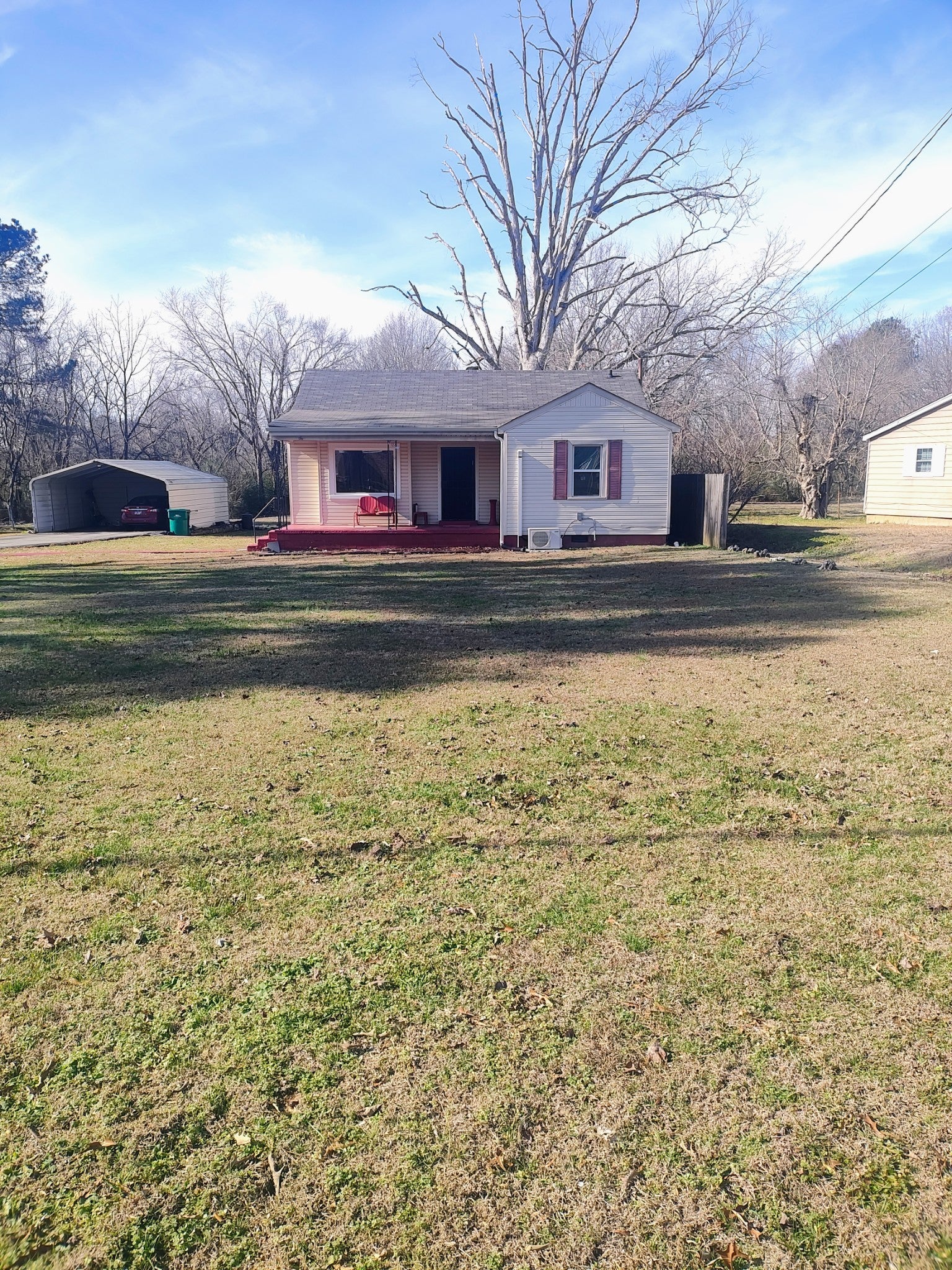 286 Hillcrest Circle Dr — photo